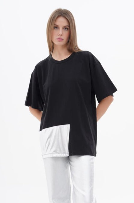 Oversize Black T-shirt With Silver Design