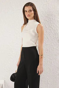 Trendyol Stand-Up Collar Offwhite Stretchy Blouse