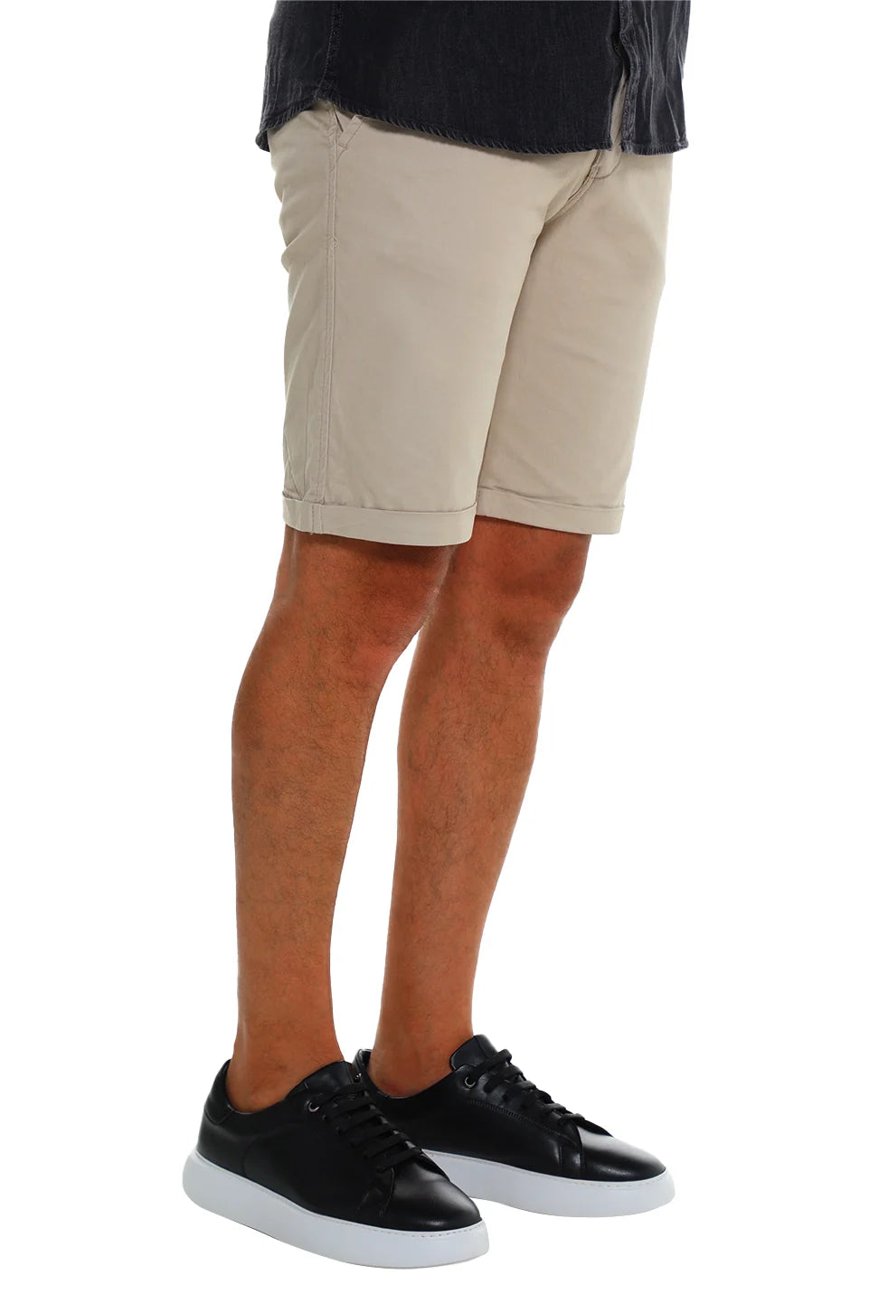 Beige Chino Short With Five Pockets Style