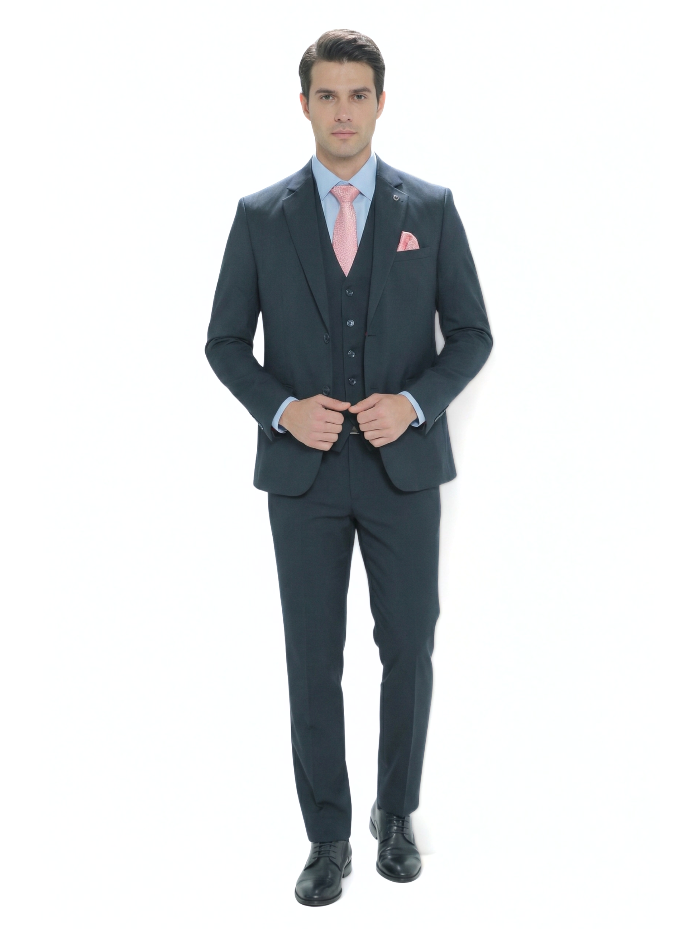 Navy Suit With Sharp Silhouette