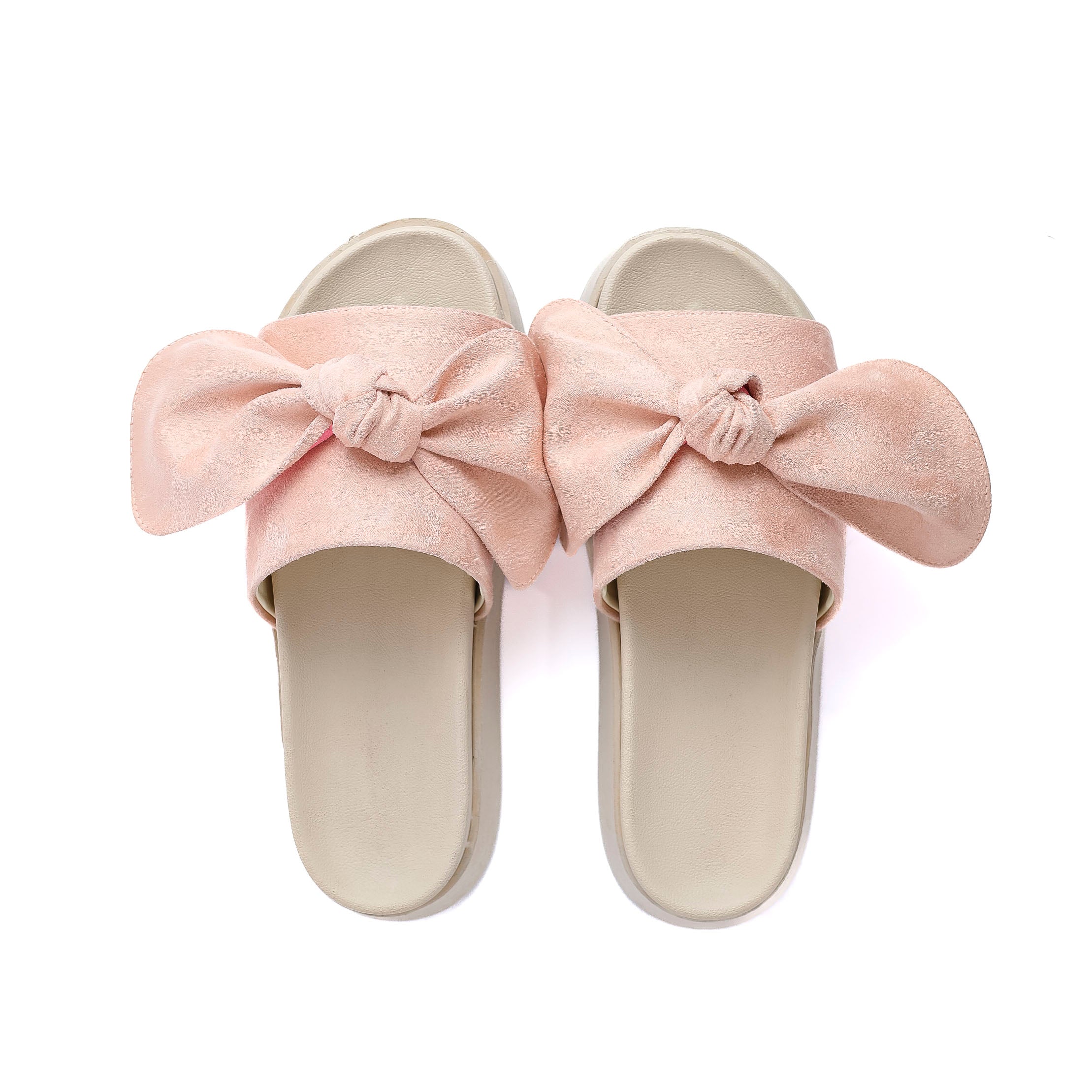 Casual Slipper With A Pink Ribbon Design