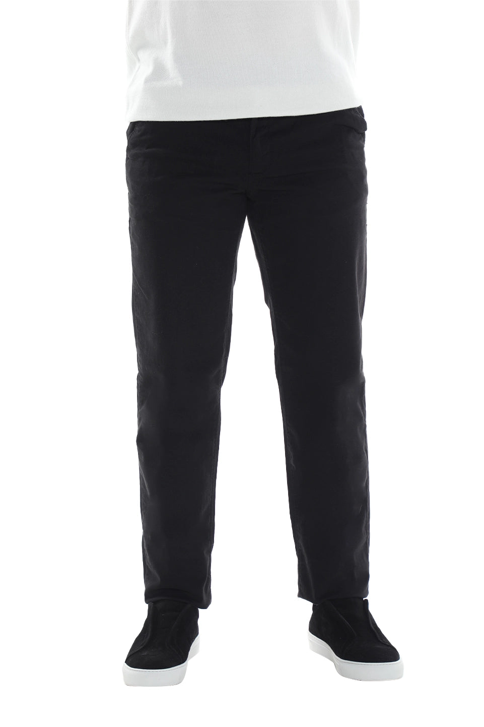 Modern Black Chino With Zipper To Close
