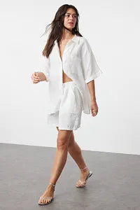Trendyol Pleated High Waist White Linen Short