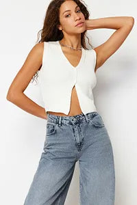 Trendyol Offwhite Knitwear Crop Blouse