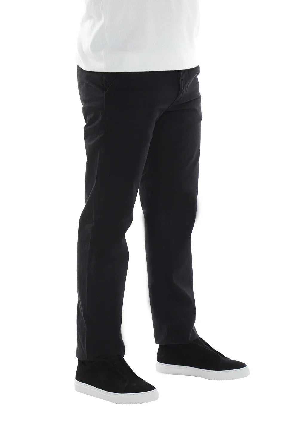 Modern Black Chino With Zipper To Close