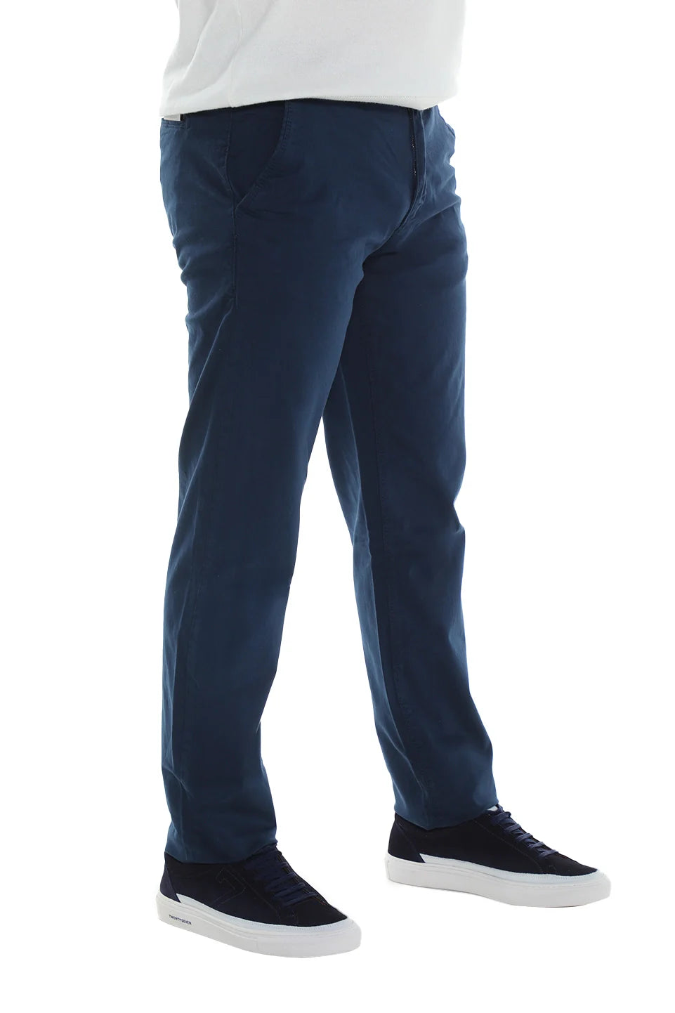Modern Navy Chino With Zipper To Close