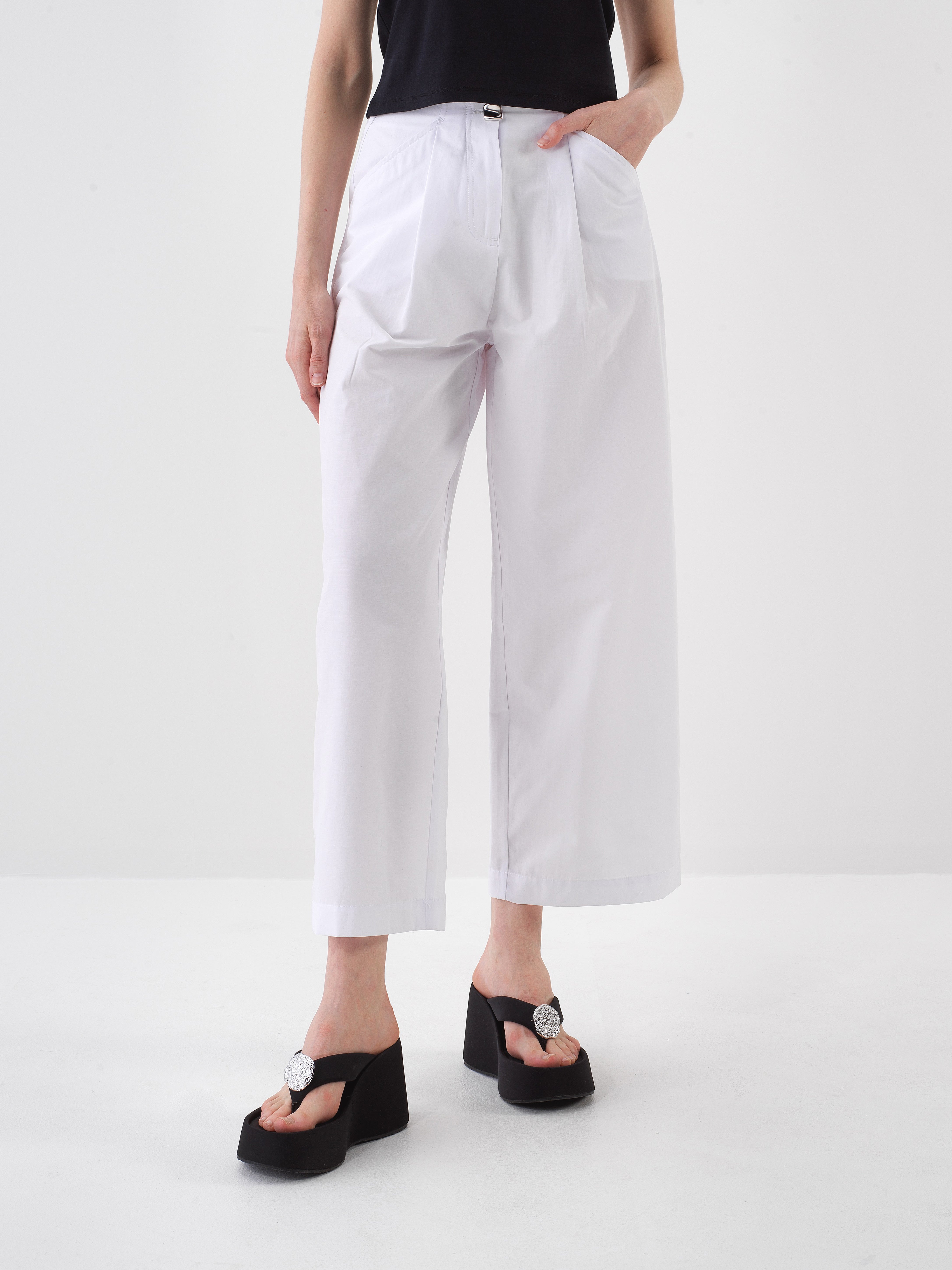 Xint Oversized White Cotton Pant