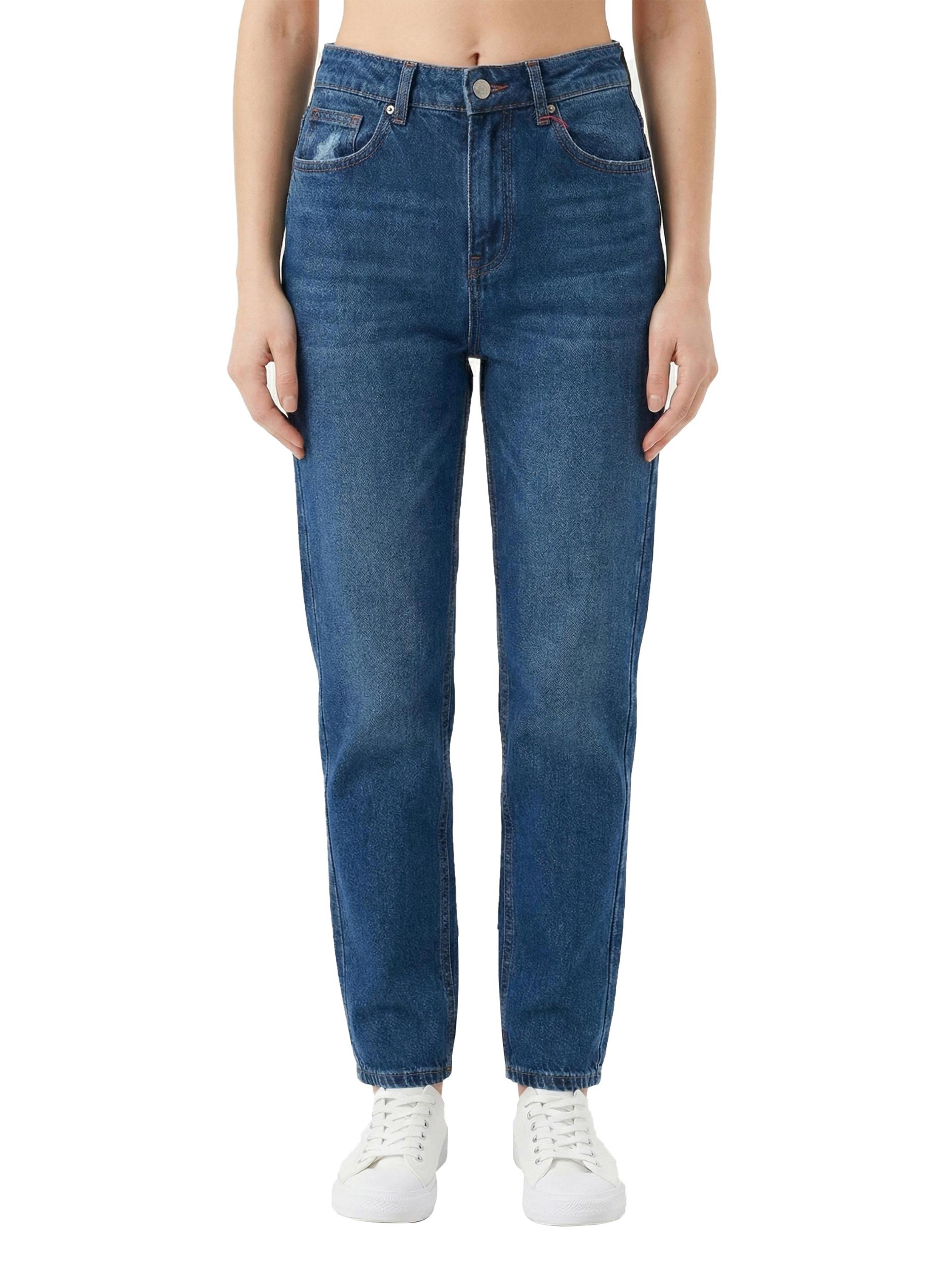 Light Blue Mom Fit Jeans Five Pocket Style