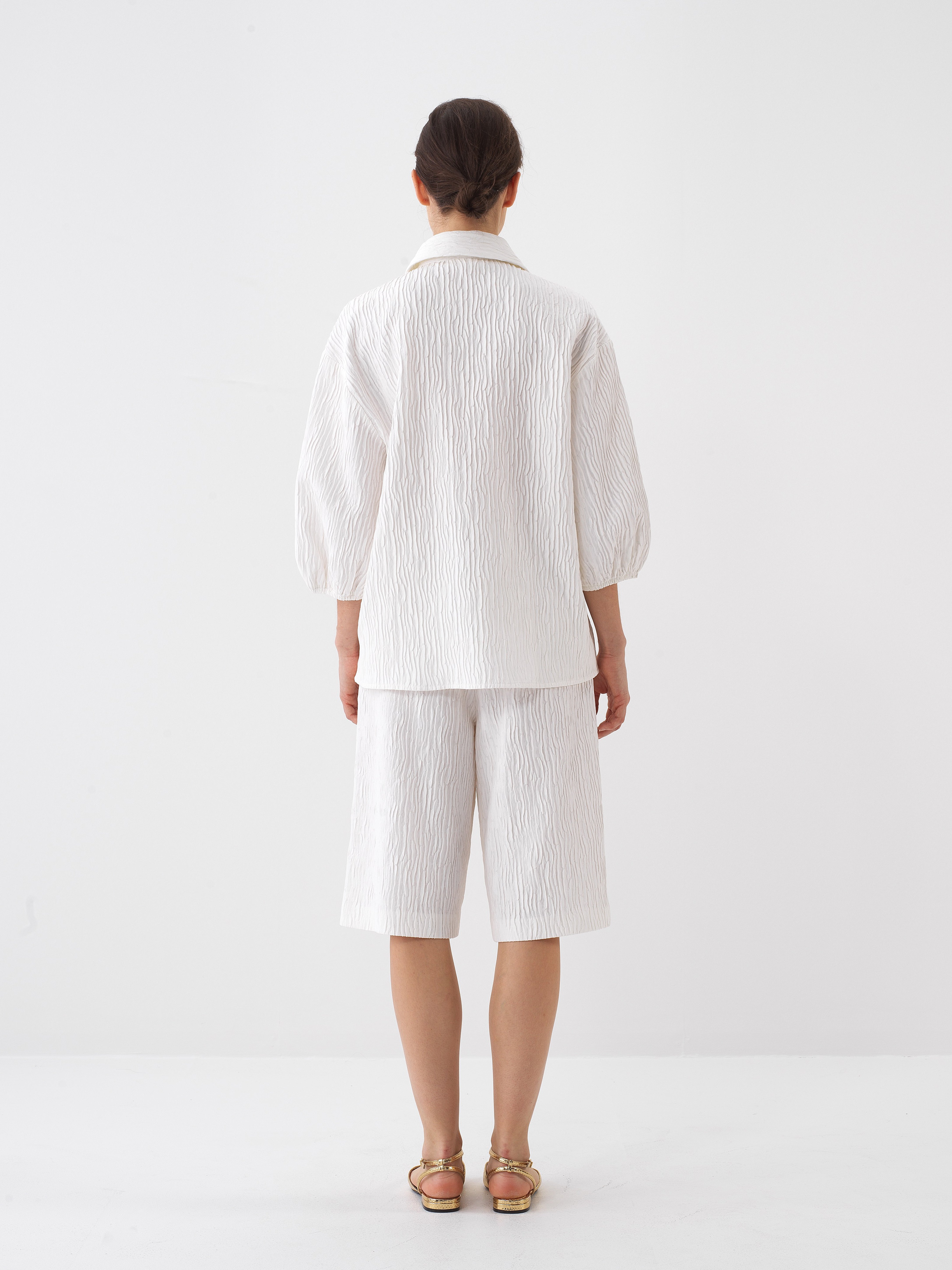 Xint Oversized Off White Cotton Short