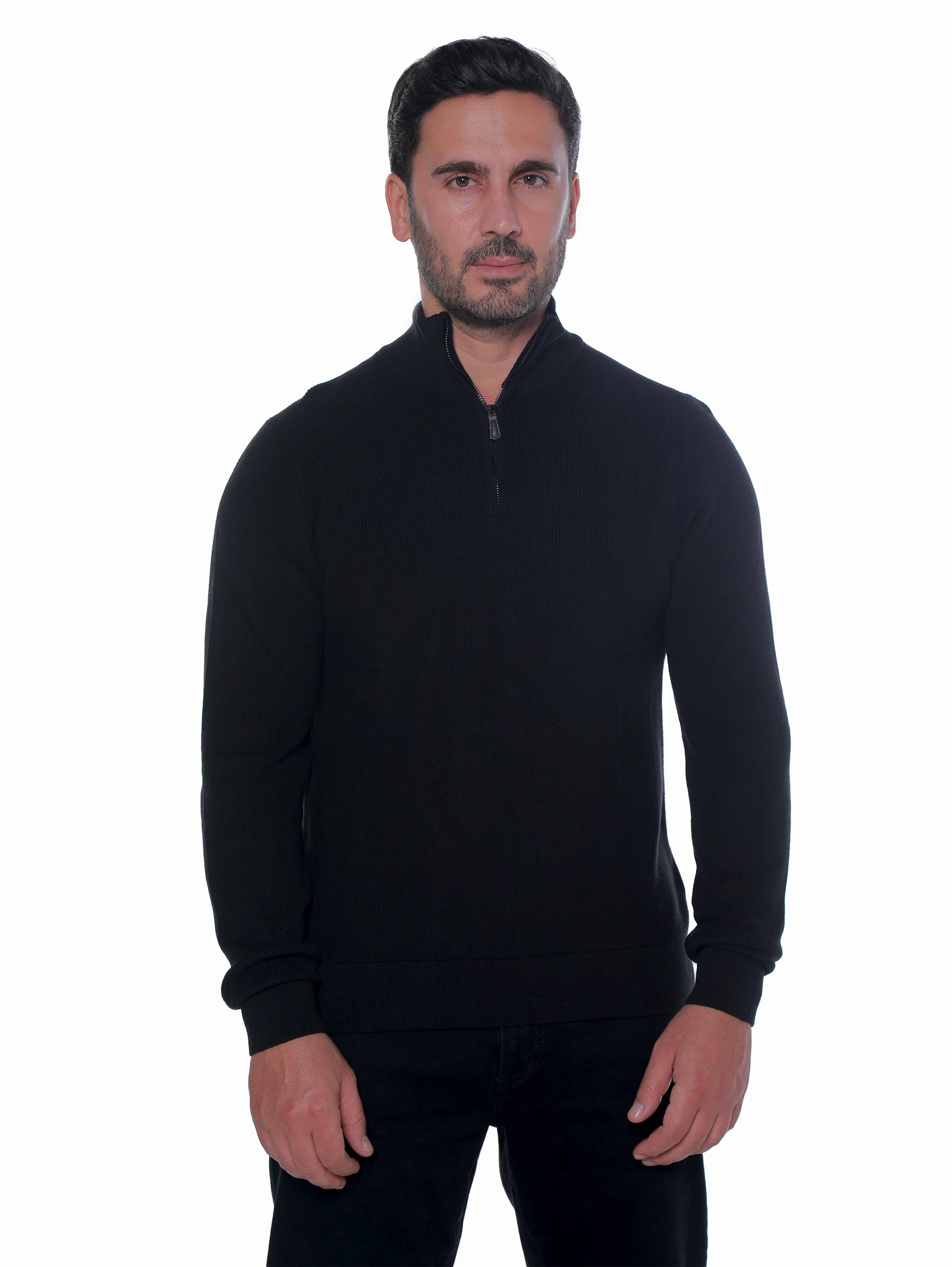 Long Sleeved Black Pullover With Thin Ribbed Design
