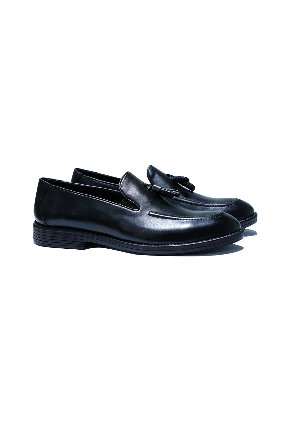 Classic Black Leather Tassel Loafer