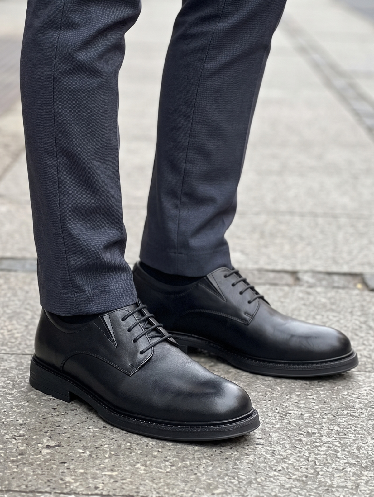 Black Leather Lace-Up Shoes