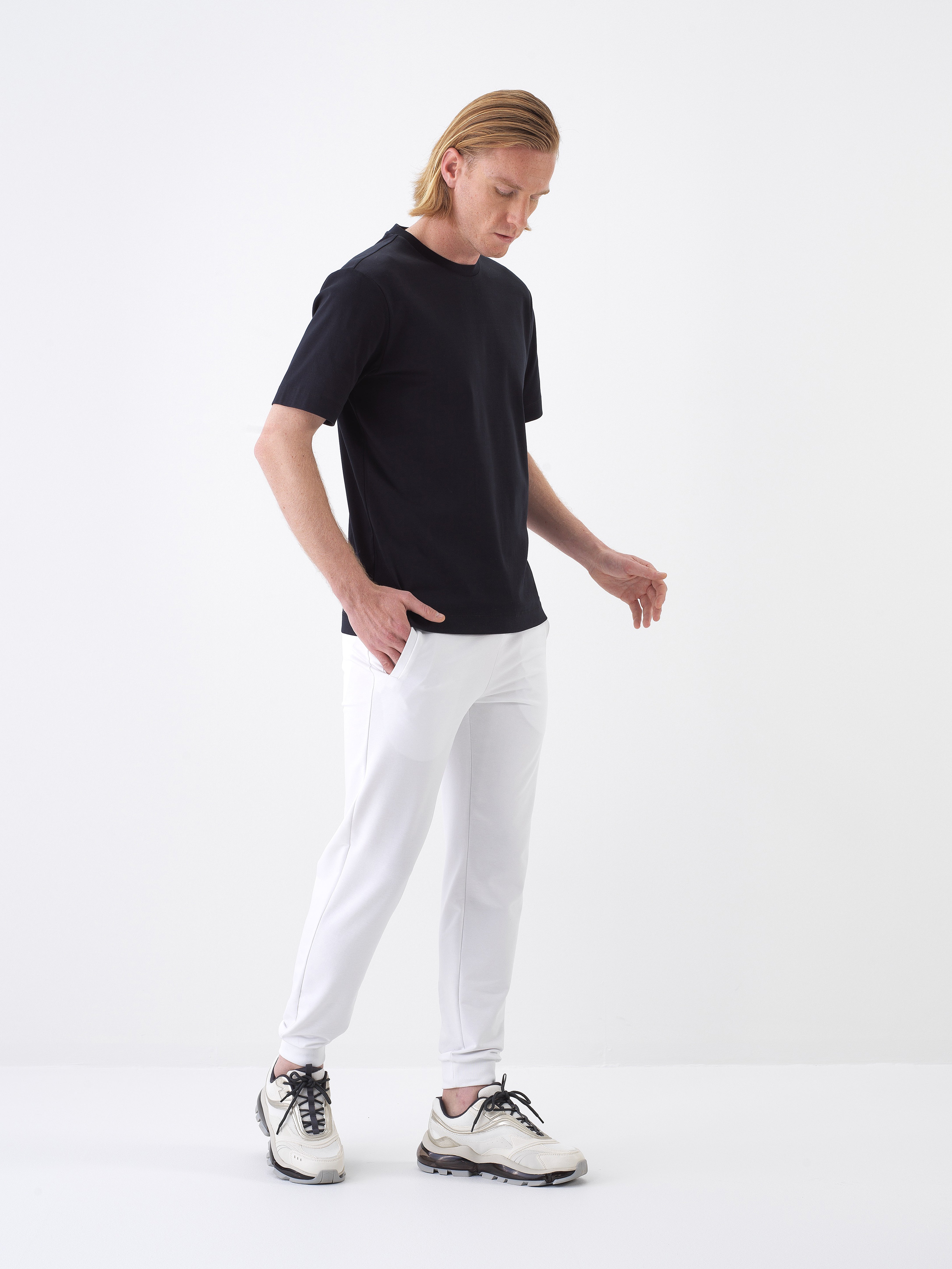 Xint White Cotton Jogging With Logo