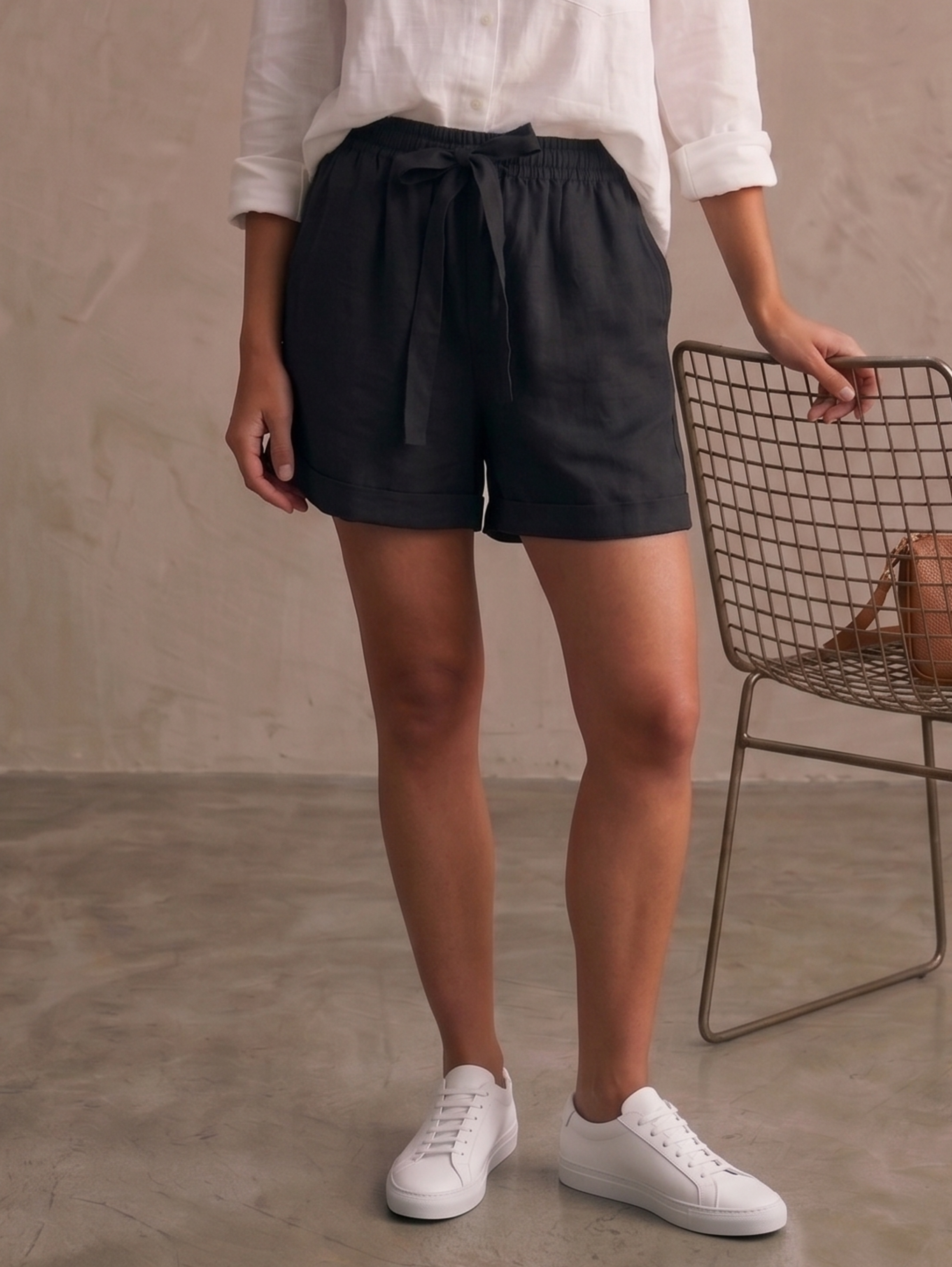 Casual Linen Black Cuffed Shorts With Elastic Waistband