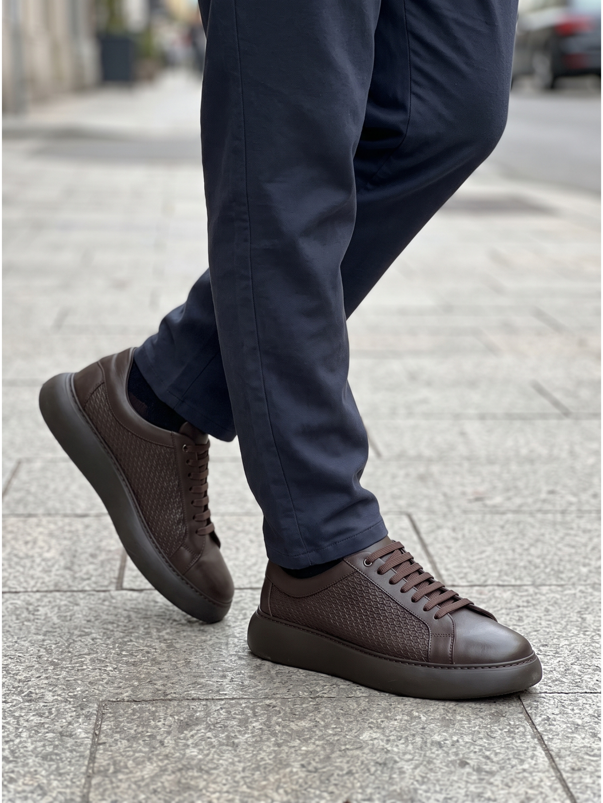 Shoes Brown Low-Top Leather Sneakers With Textured Side Panels