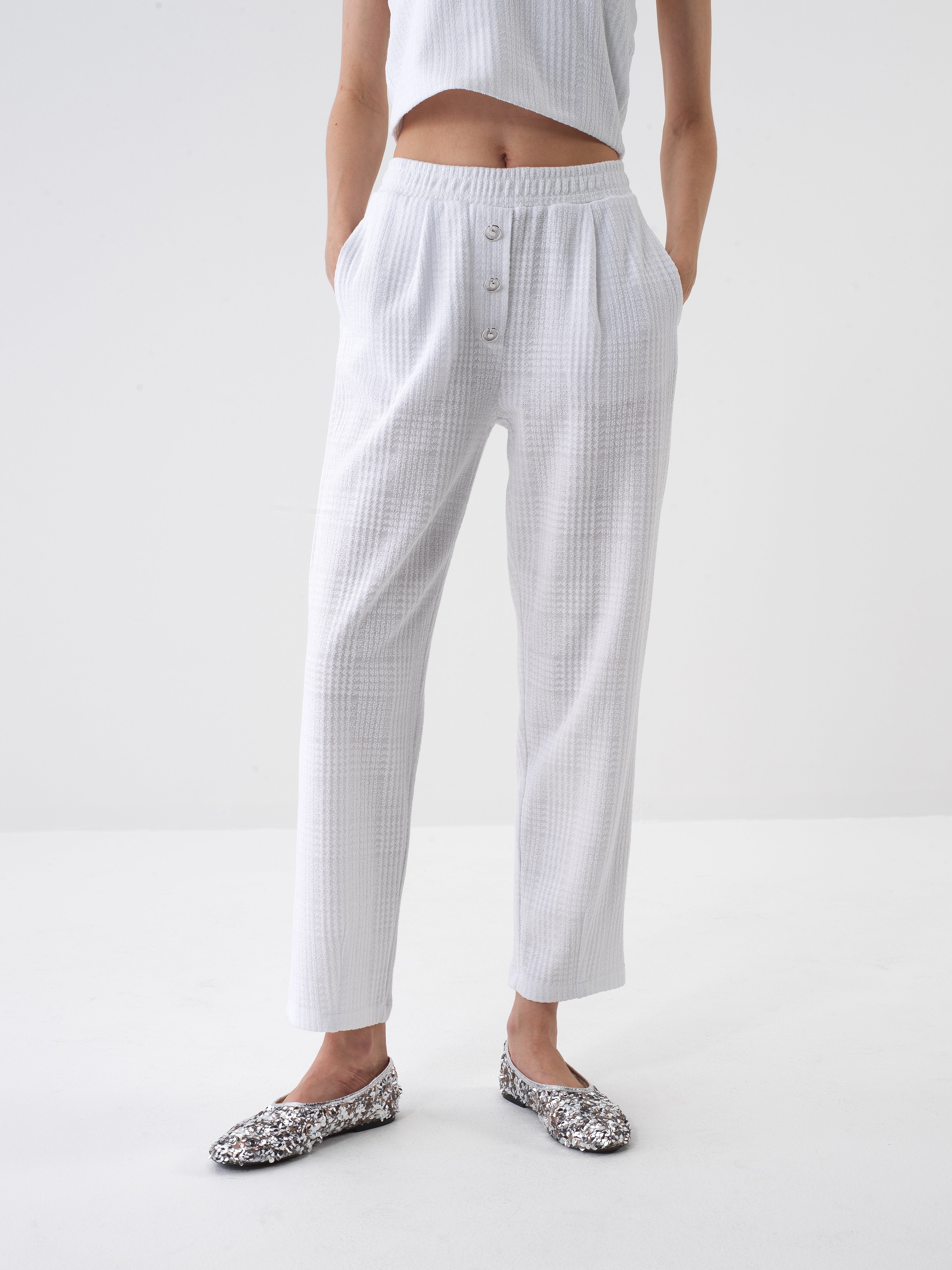Xint White Regular Fit Cotton Pant