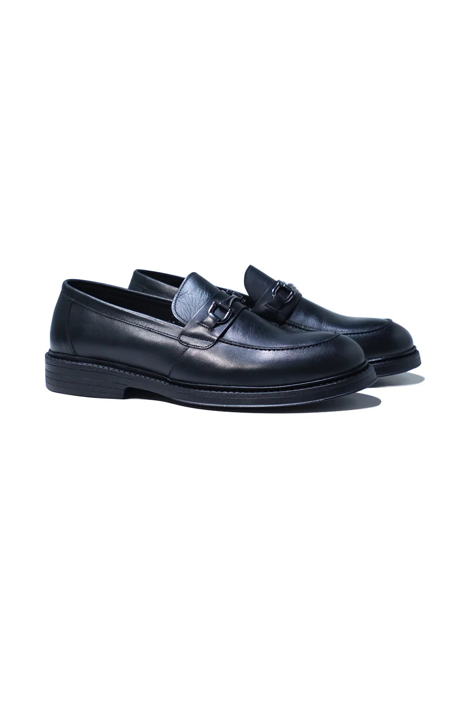 Elegant Black Leather Loafer
