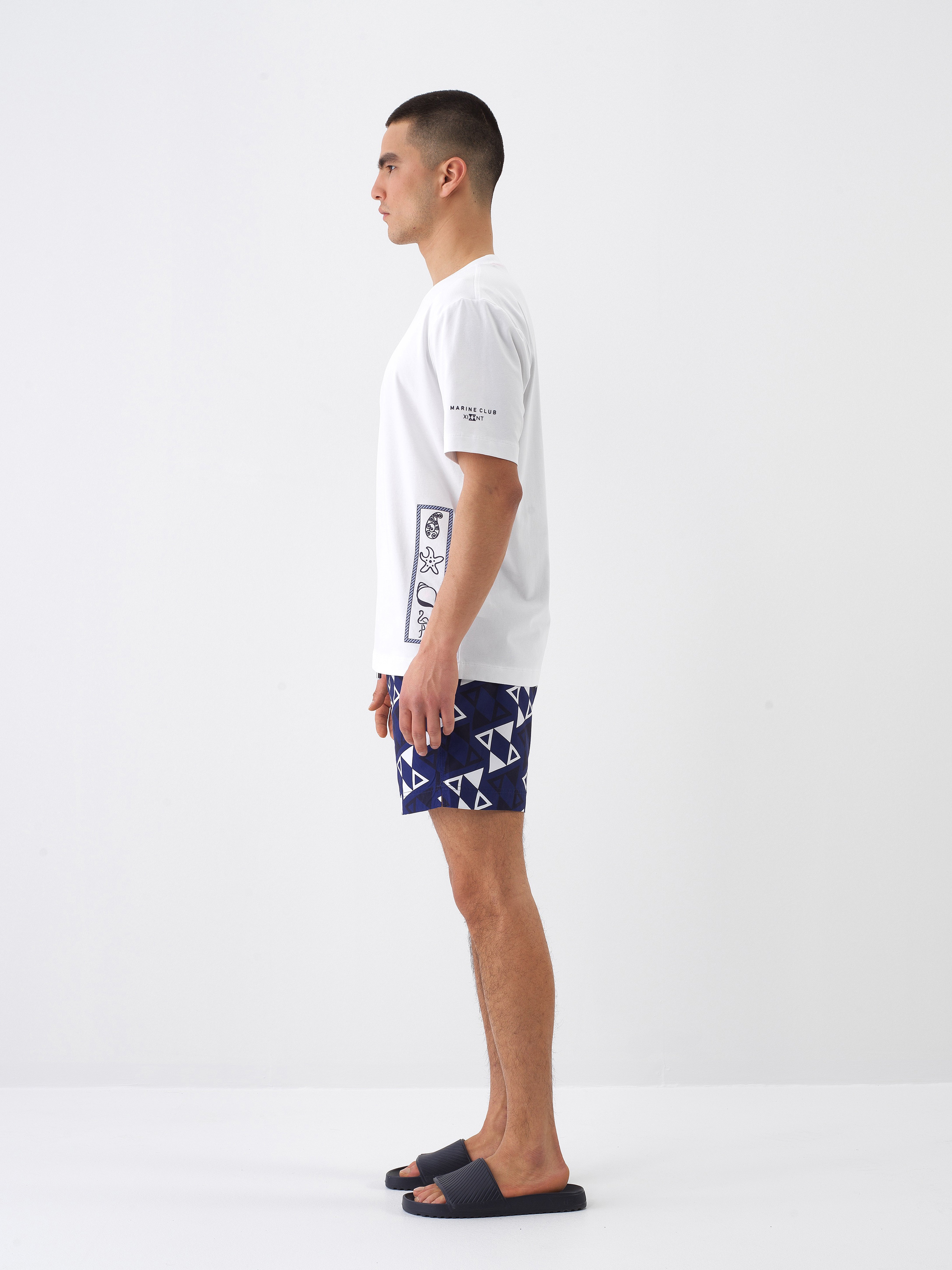 Xint White T-shirt With Side Logo Design