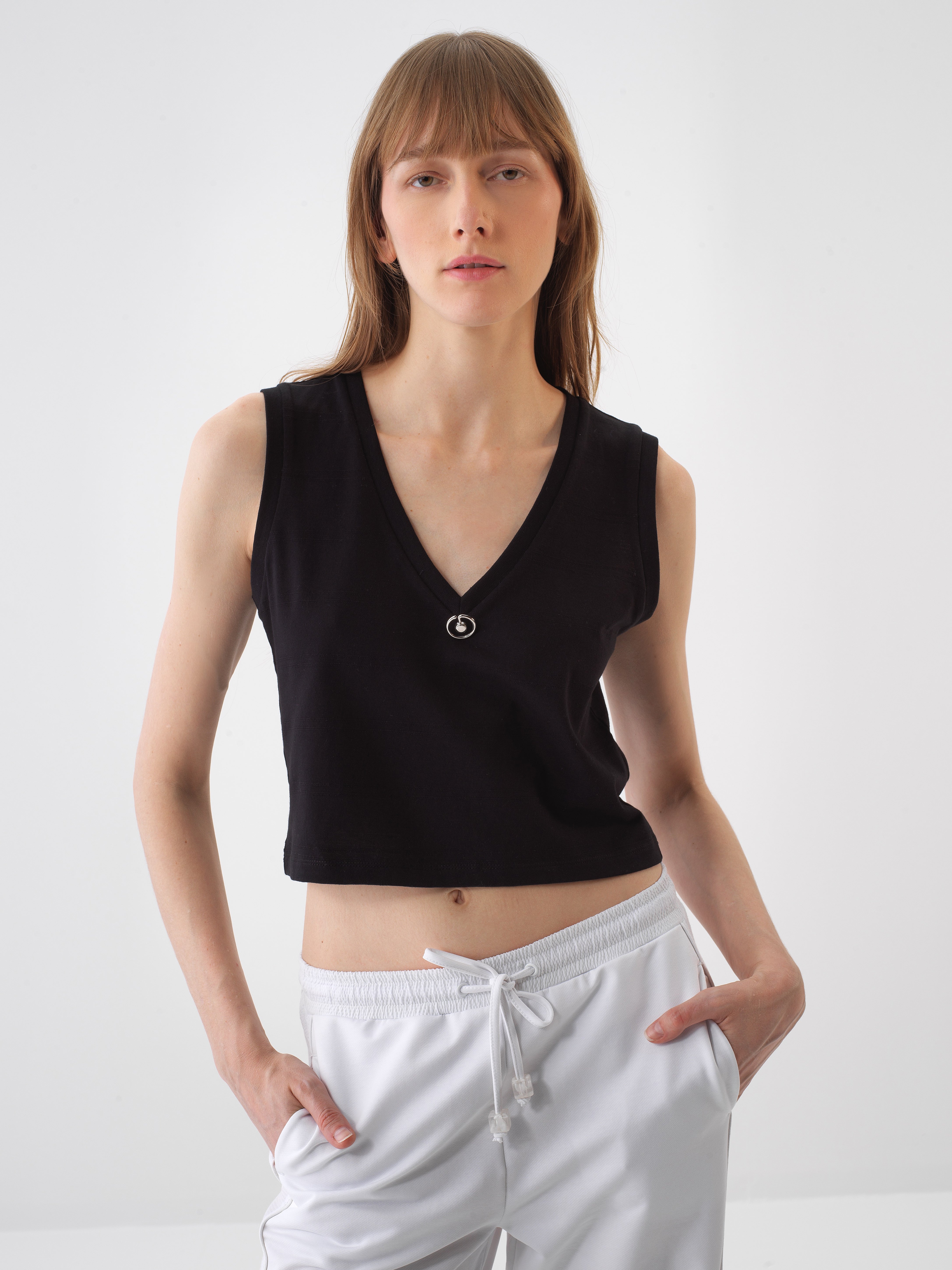 Xint Black Slim Fit Cotton Basic Top