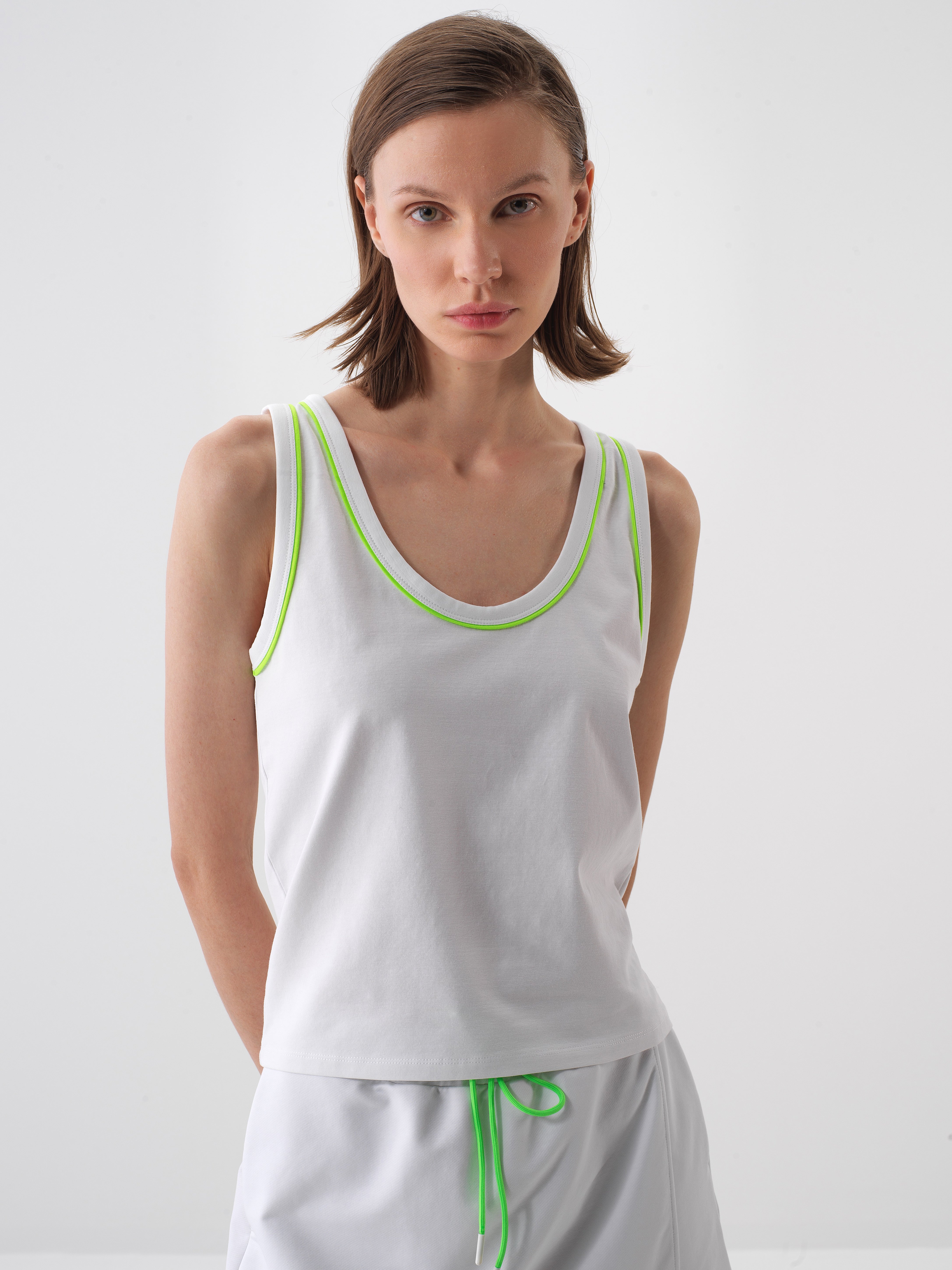 Xint White Regular Fit Cotton Basic Top
