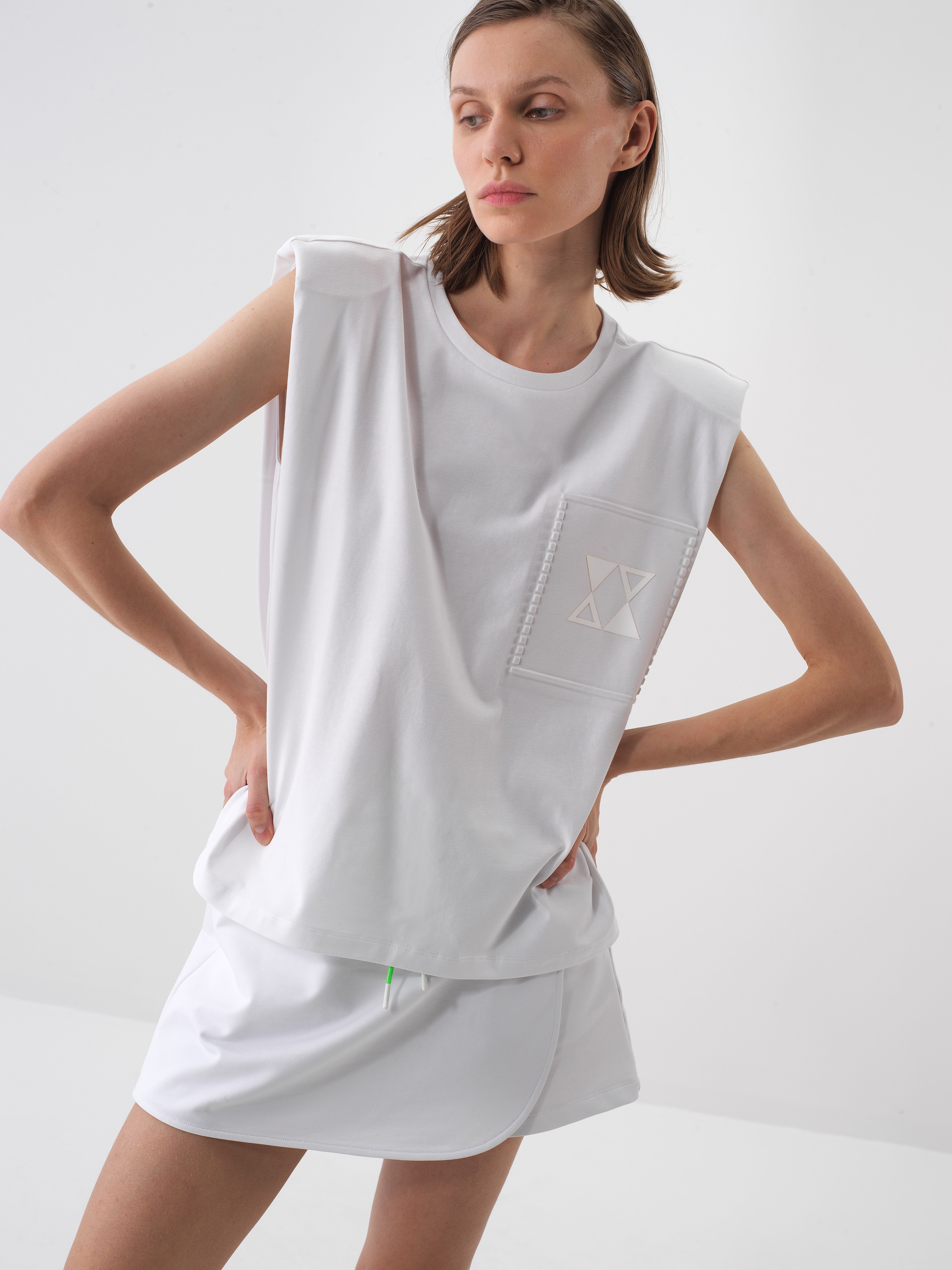 Xint White Oversize T-Shirt