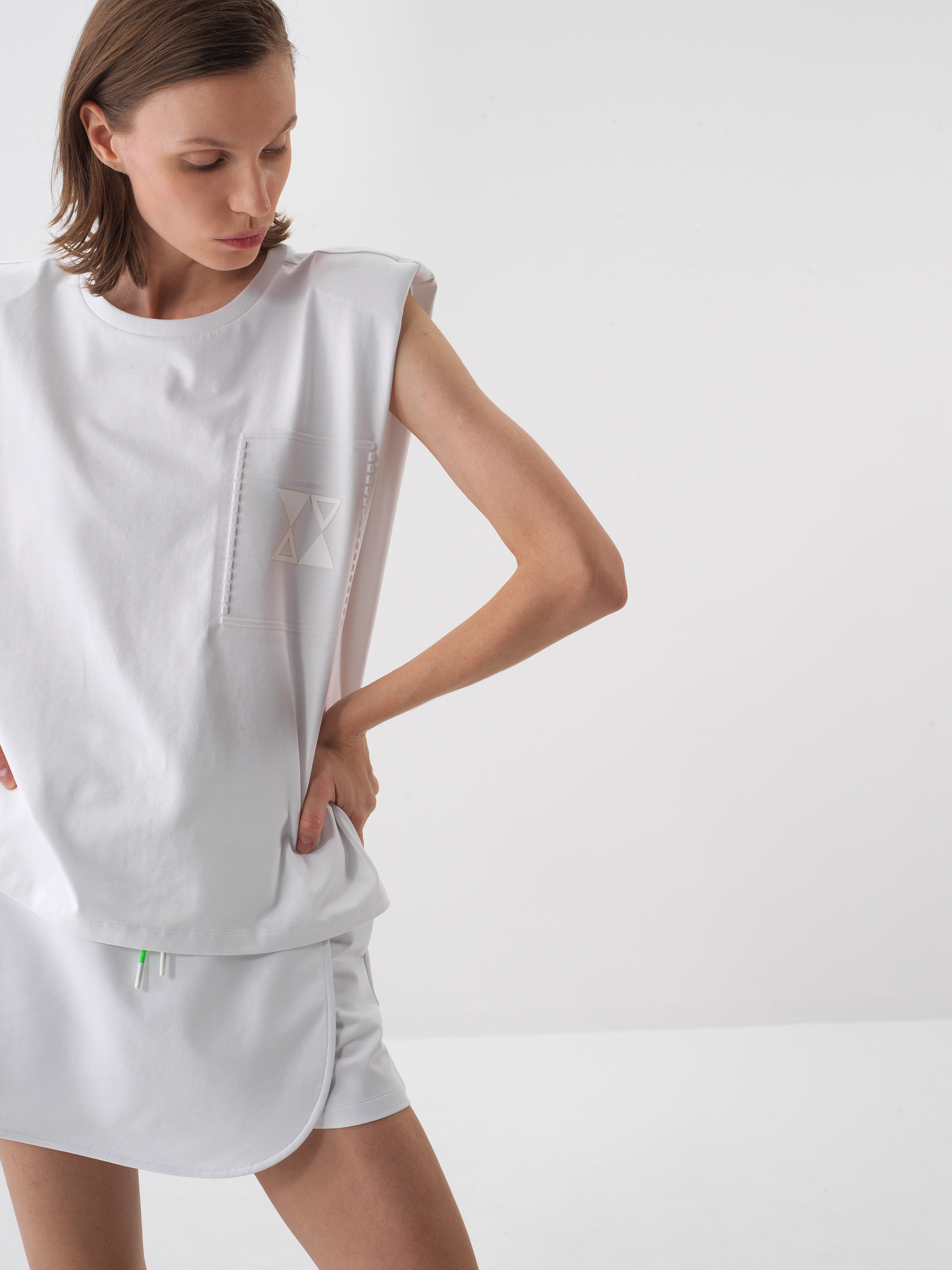 Xint White Oversize T-Shirt