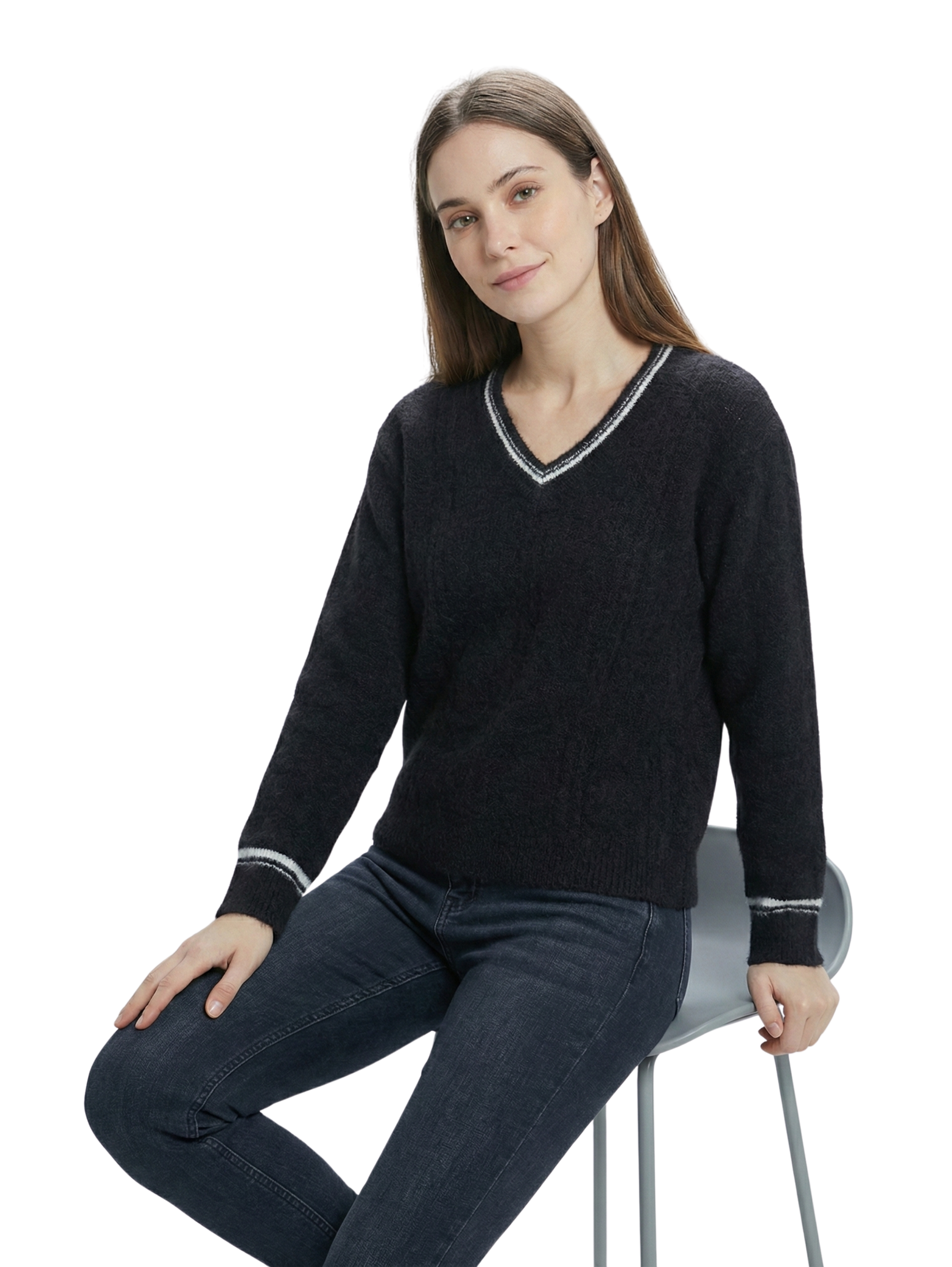 Black Knitted V-Neck Warm Pullover