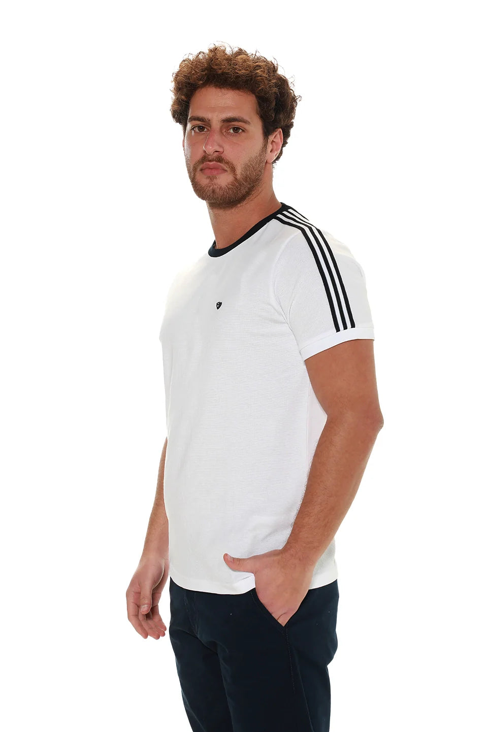 Short Sleeved White T-shirt With Shoulder Design