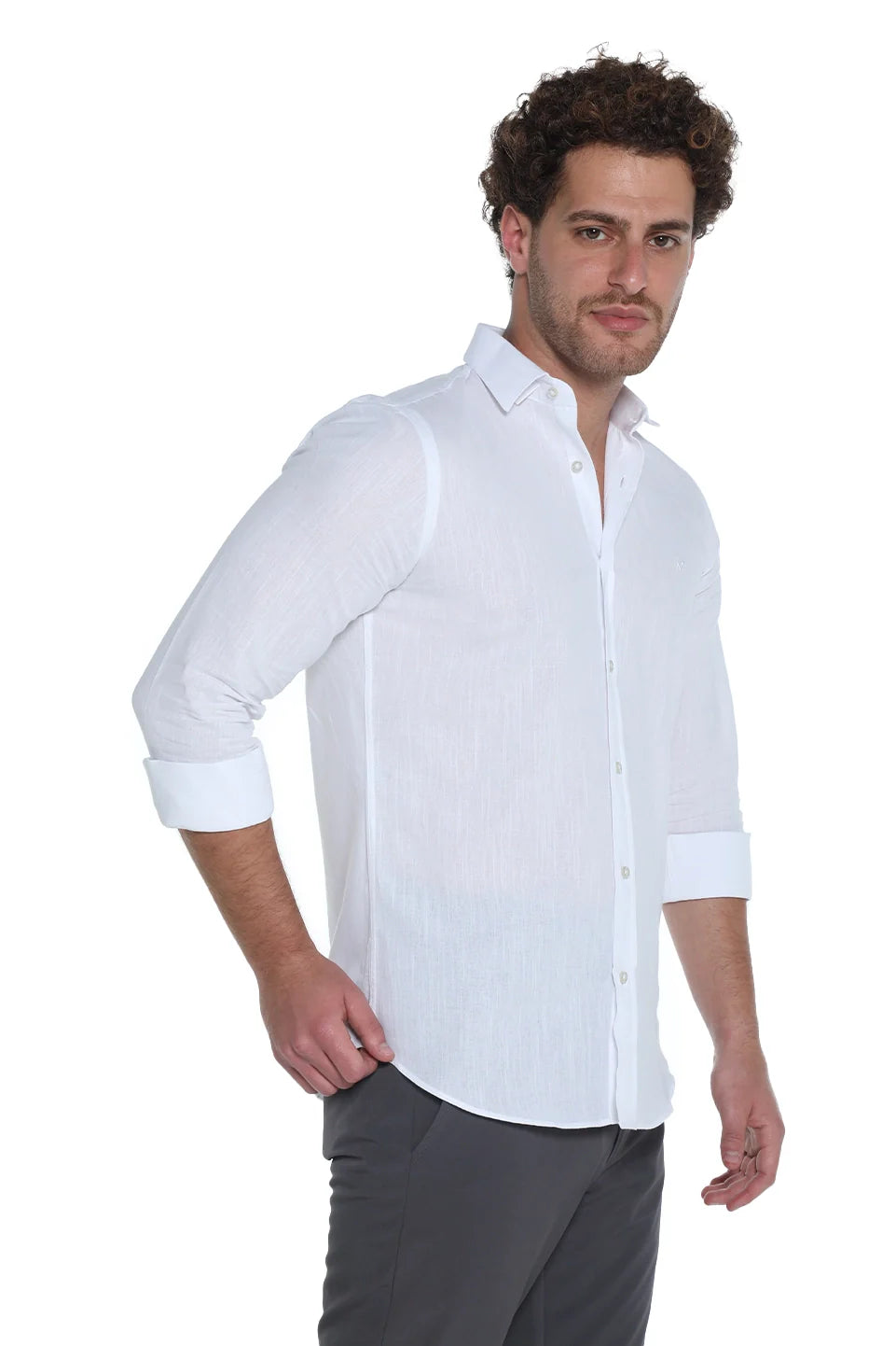 Long Sleeved White Shirt With Collar
