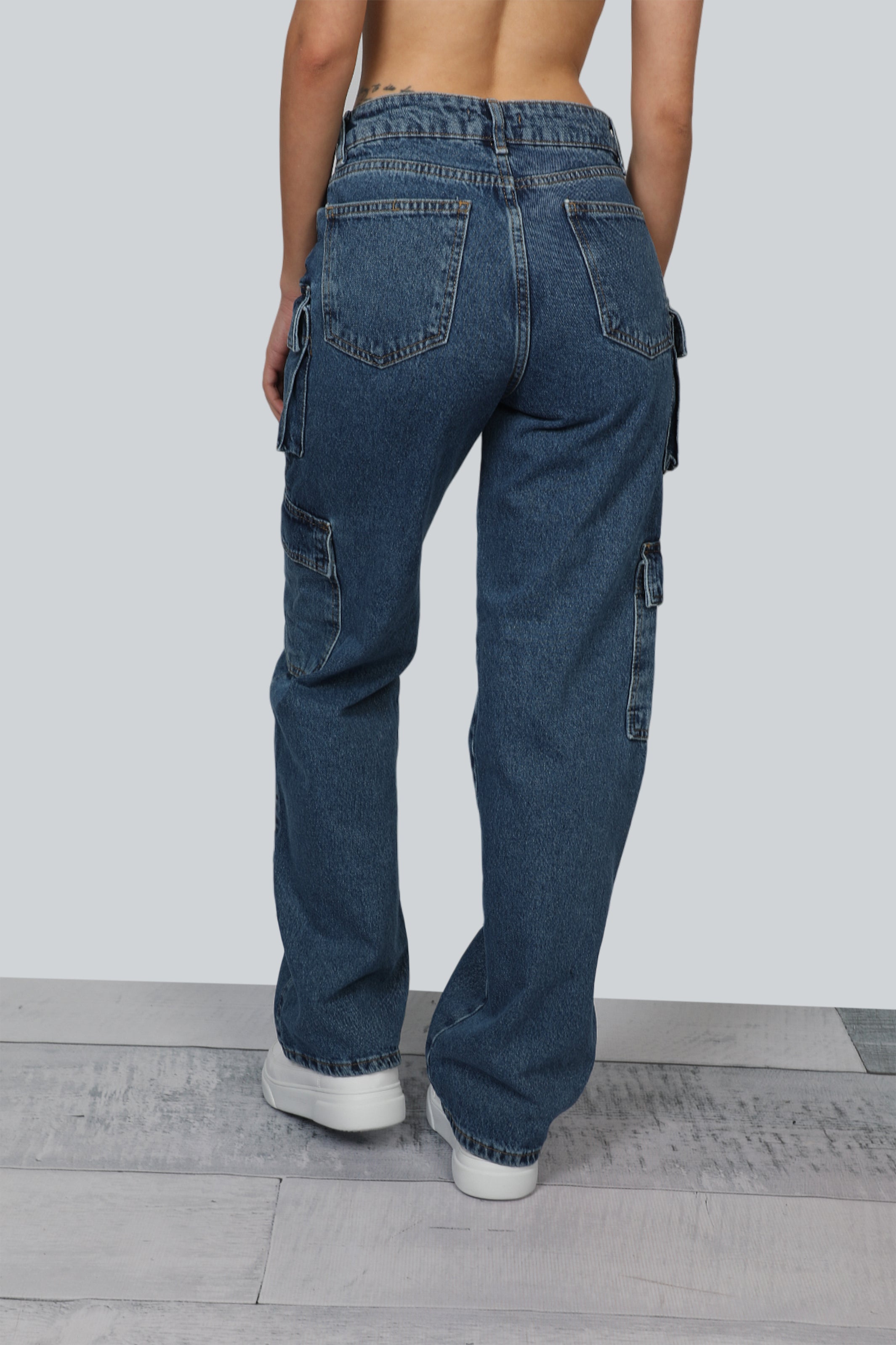 Baggy Blue Jeans With Side Pockets
