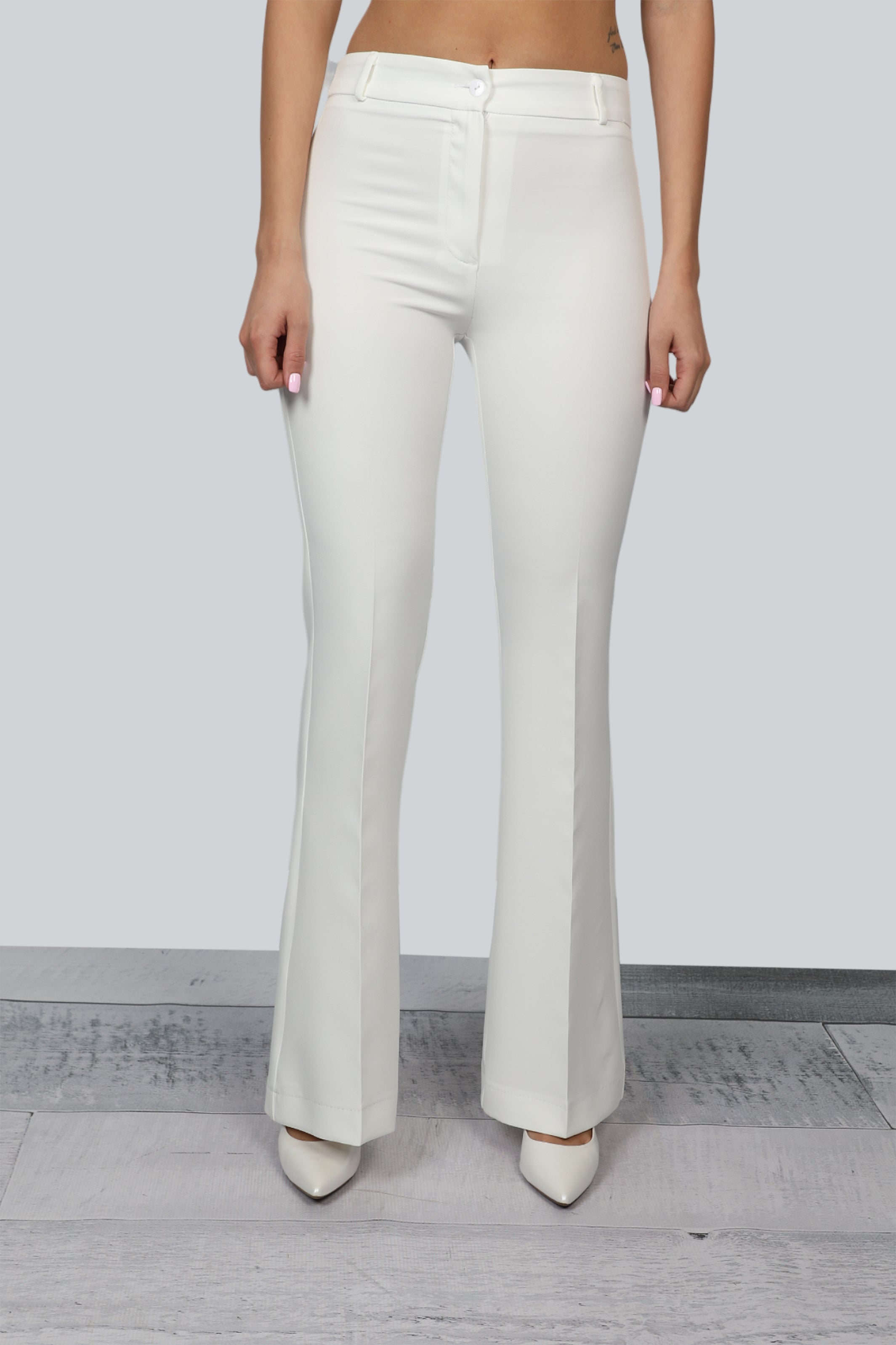 Classy Flare White Pants With Zipper To Close
