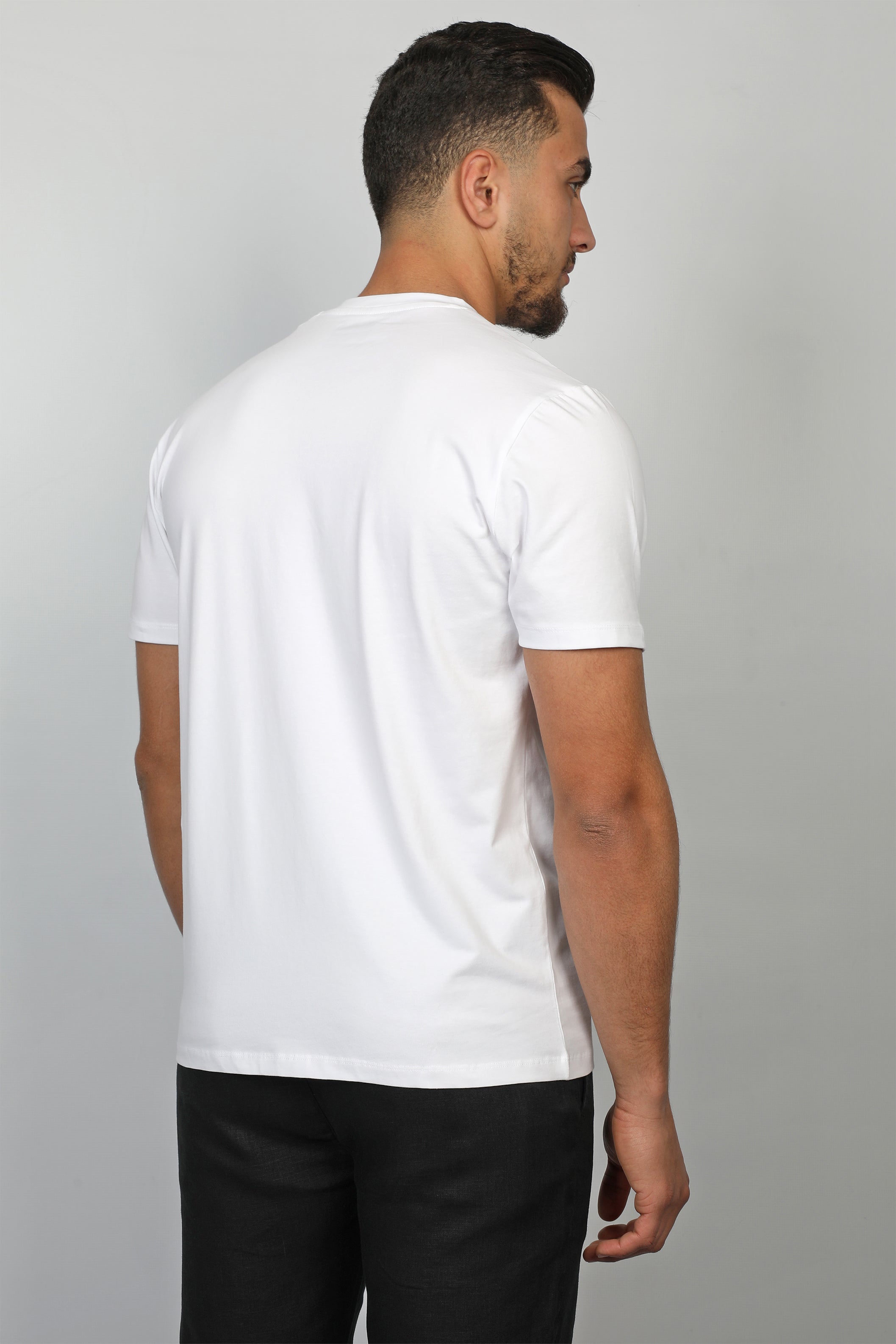 Men White T-shirt With Printed Front Design