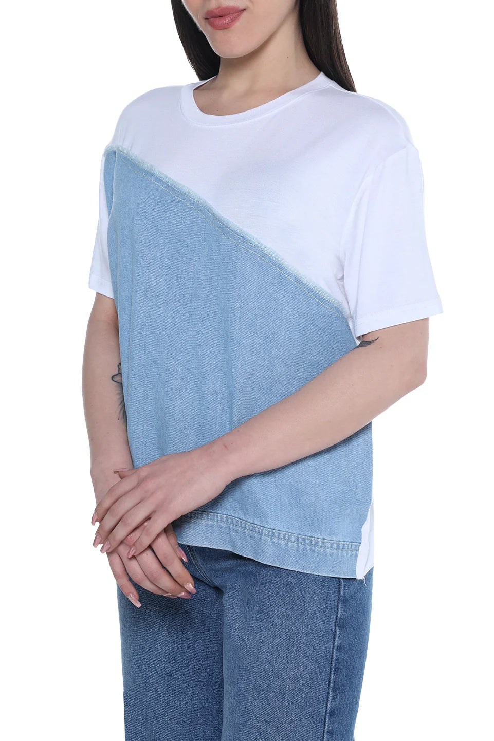 Short Sleeved White T-Shirt With Two-Tone Design