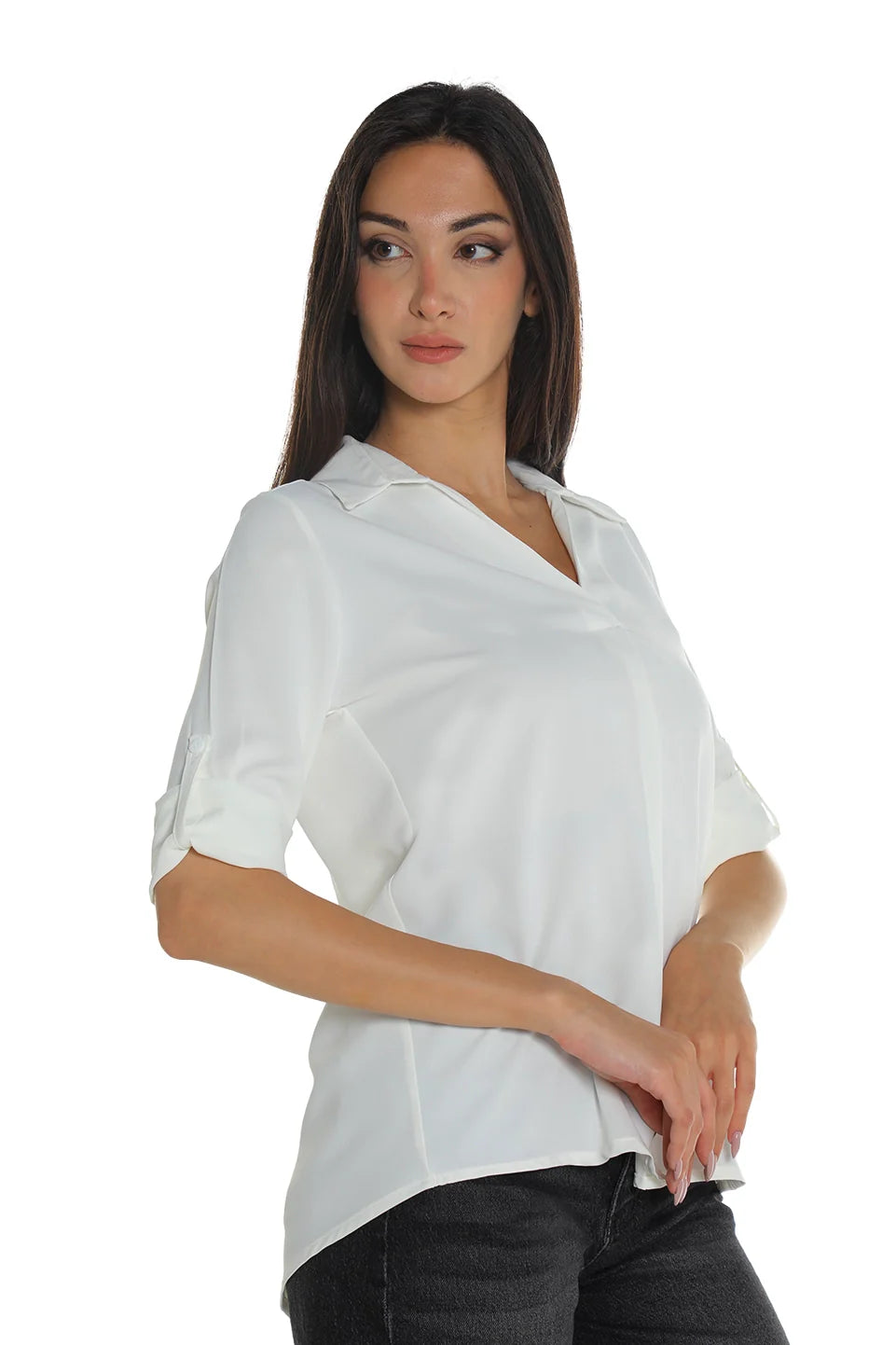 White Casual Shirt With Button To Close