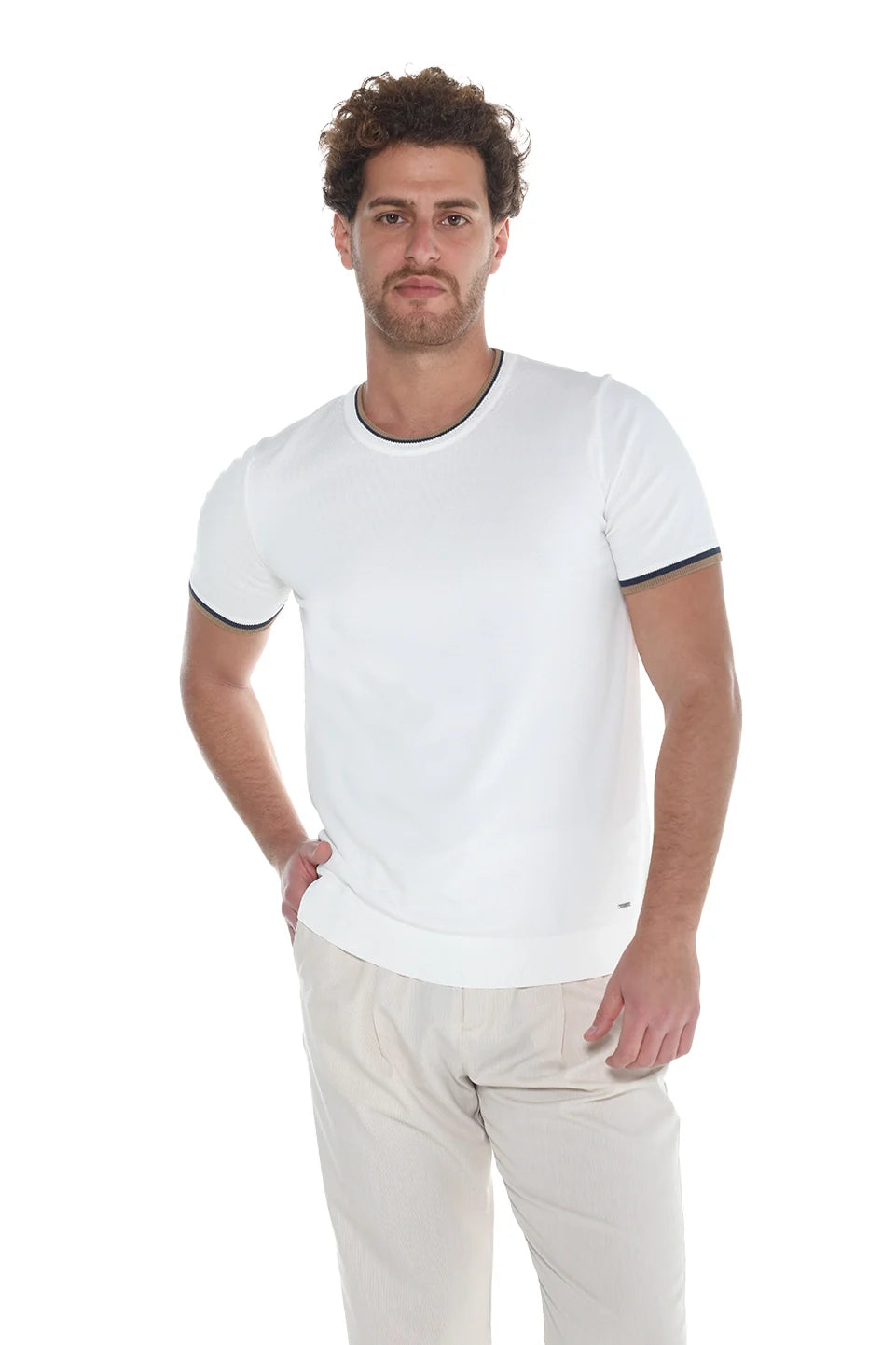 Off white Short Sleeved Round Neck T-shirt