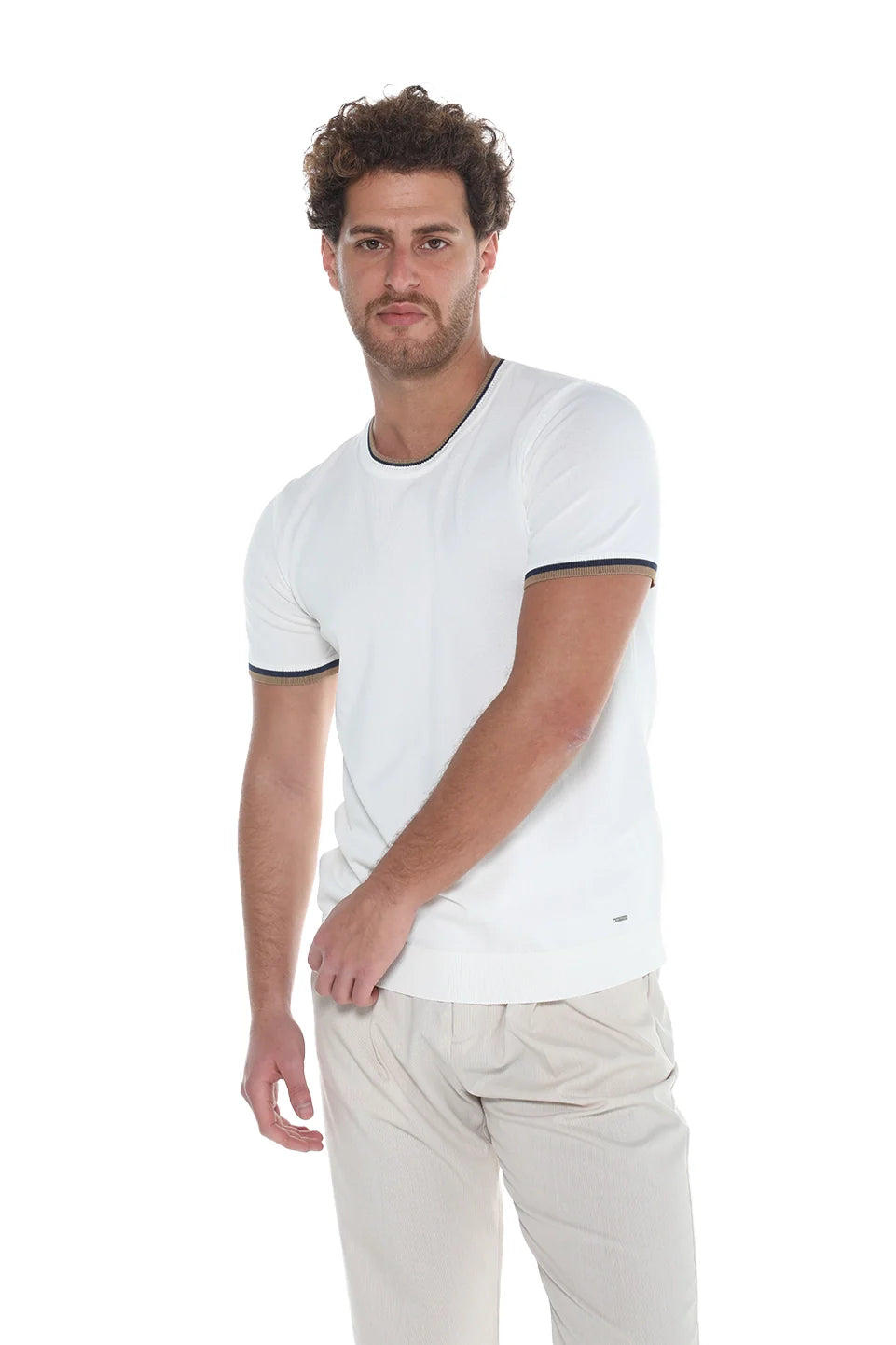 Off white Short Sleeved Round Neck T-shirt