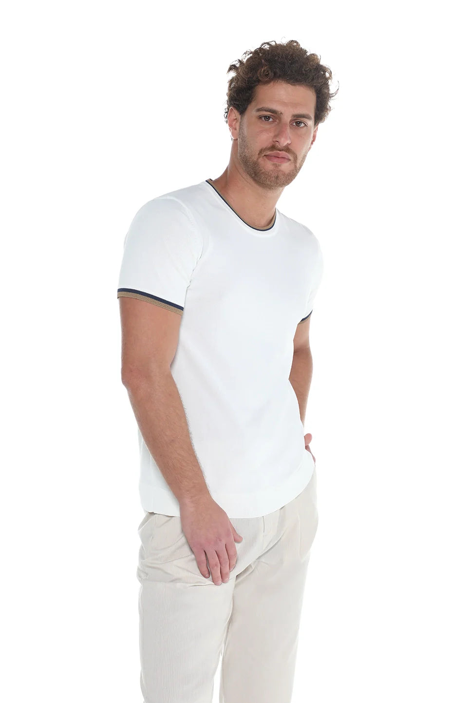 Off white Short Sleeved Round Neck T-shirt