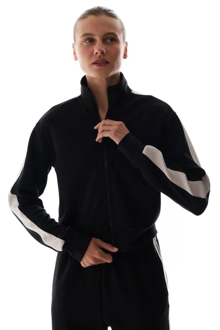 Penti Black Silky Touch Paneled Zipped Long Sleeve Jacket