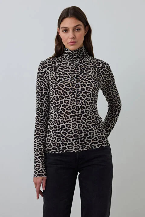 Penti Leopard Patterned Half Turtleneck Slim Fit Top