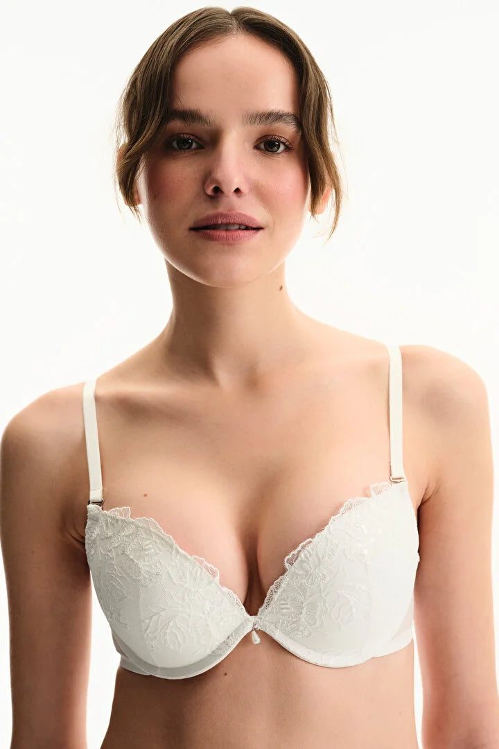 Penti Off-White Super Push-Up Broderie Bra