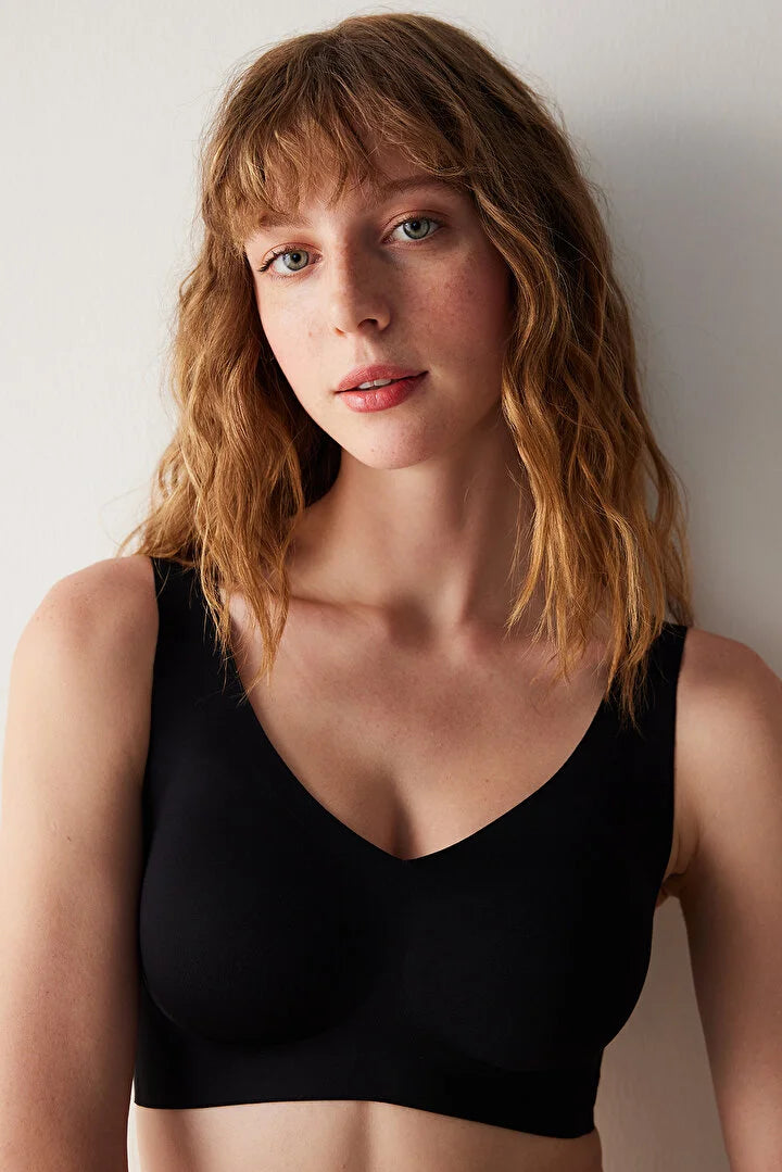 Penti Invisible Up Black Bra With Lace Back