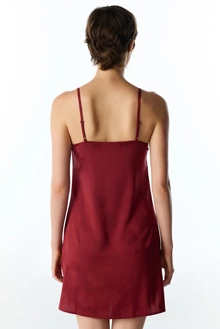 Penti Bordeaux Orquidea Satin Floral Nightgown