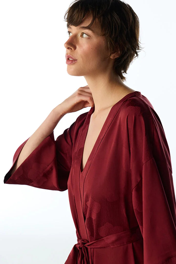 Penti Bordeaux Orquidea Satin Floral 3/4 Sleeve Robe