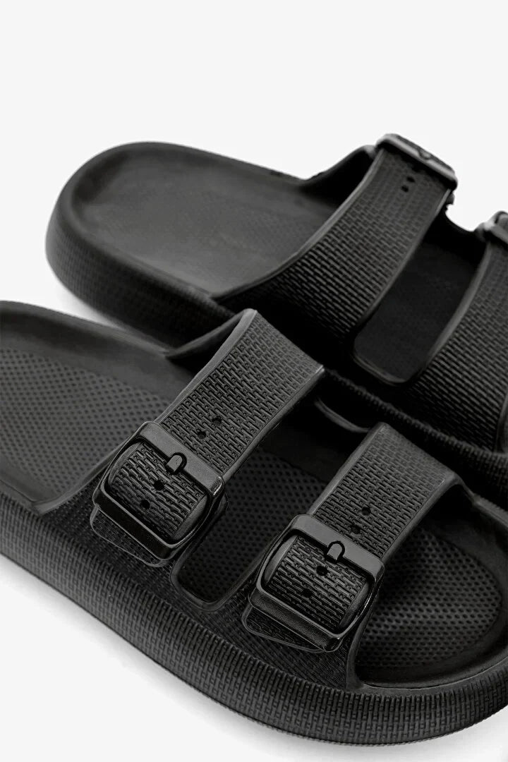 Penti Black Slipper