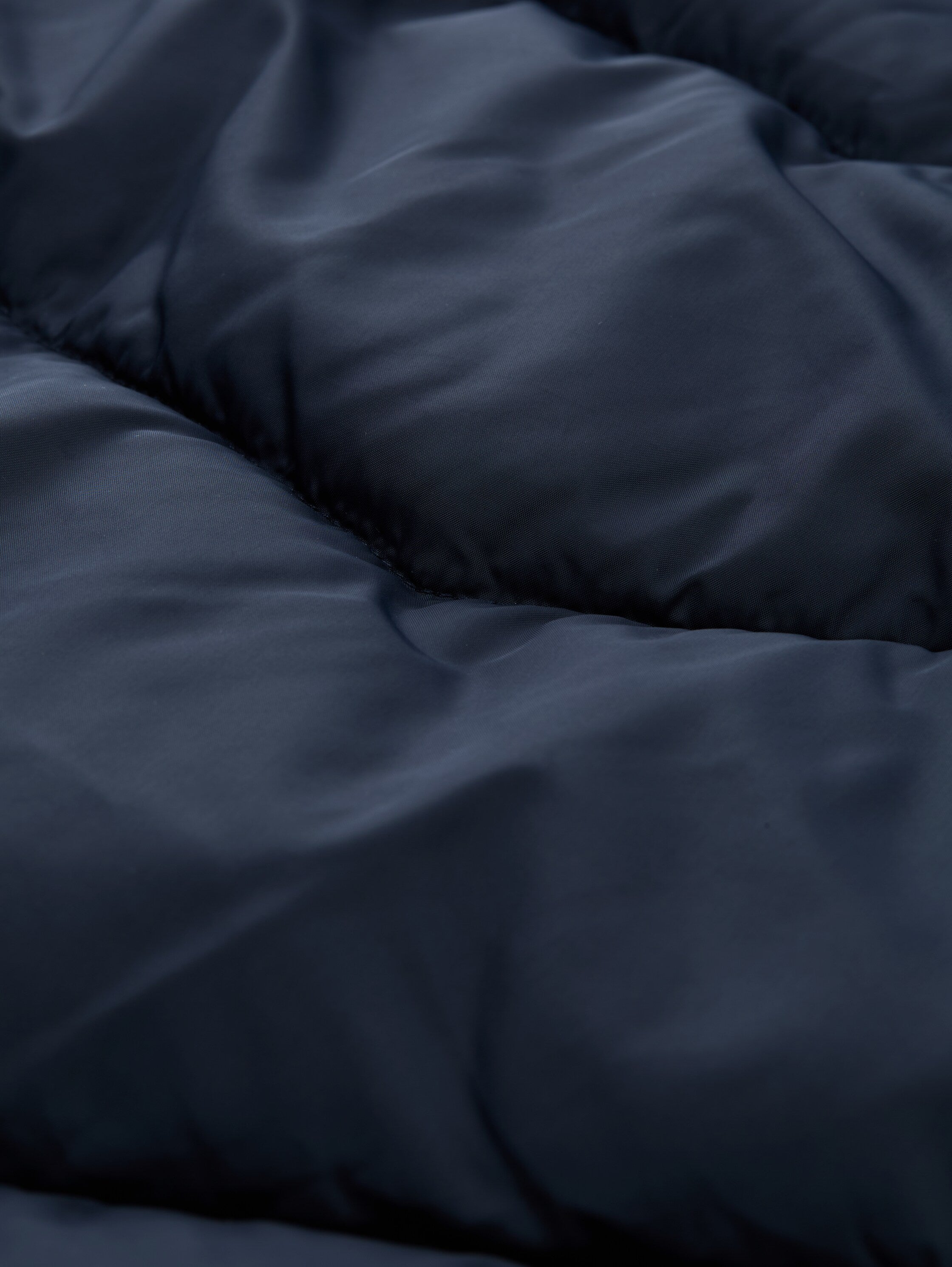 Tom Tailor Puffer Padded Navy Jacket With Zipper To Close