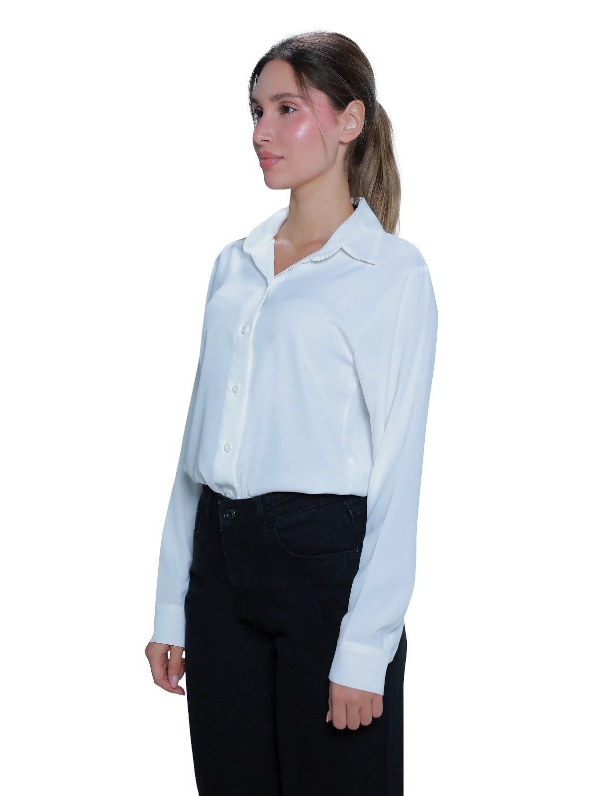 Long Sleeve White Shirt With Button To Close
