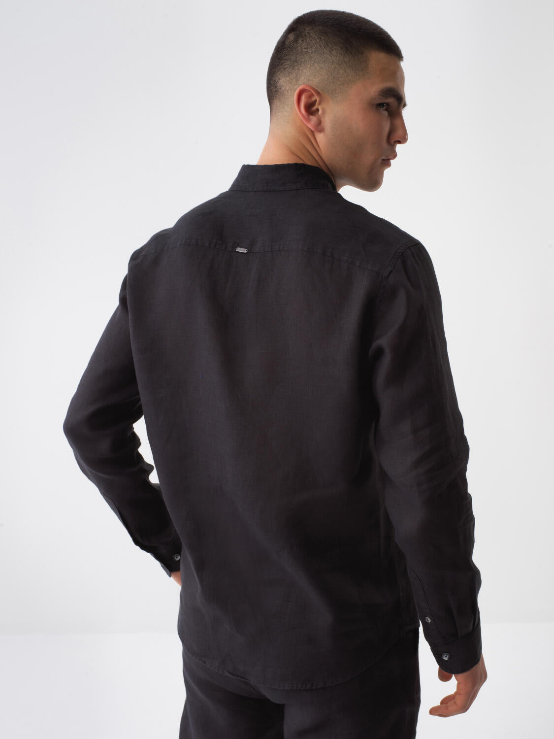 Xint Black Regular Fit Linen Long Sleeved Shirt