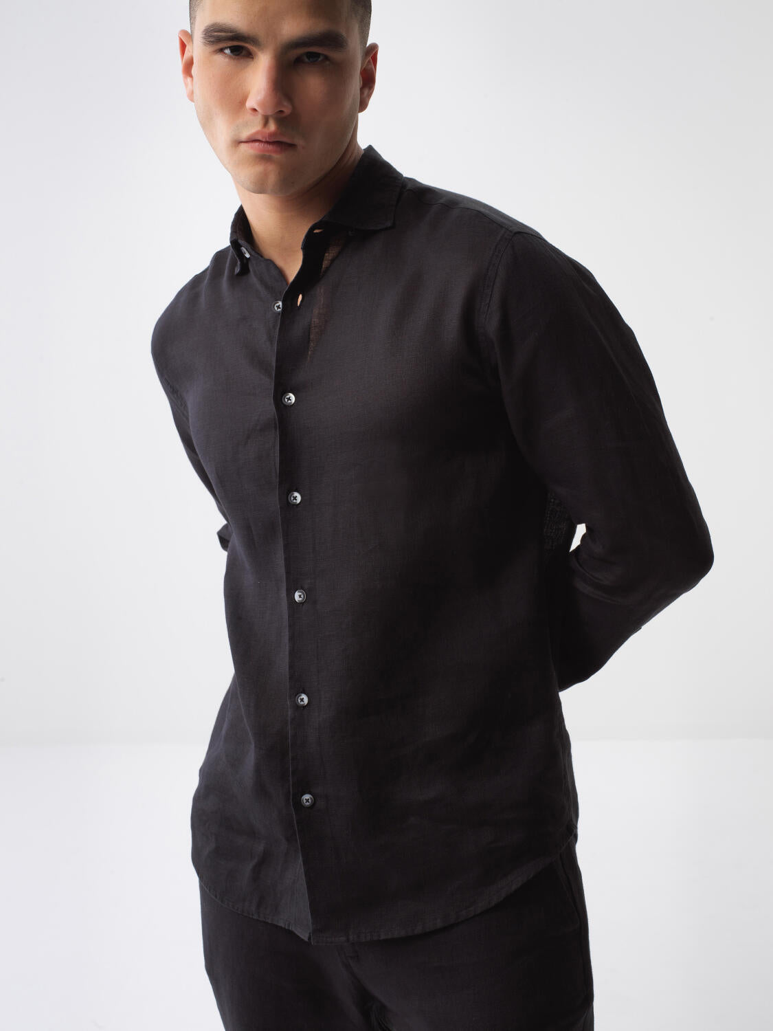 Xint Black Regular Fit Linen Long Sleeved Shirt