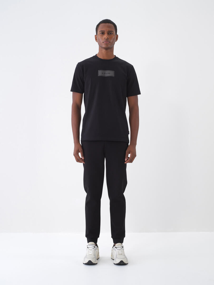 Xint Men Black T-shirt Its On Front Design