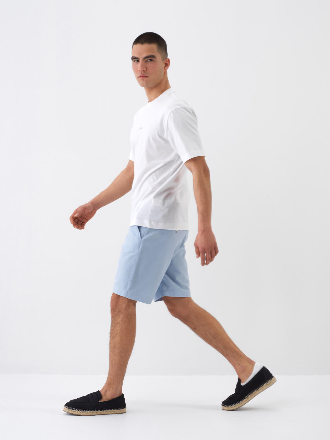 Xint White Regular Fit T-shirt With Back Design